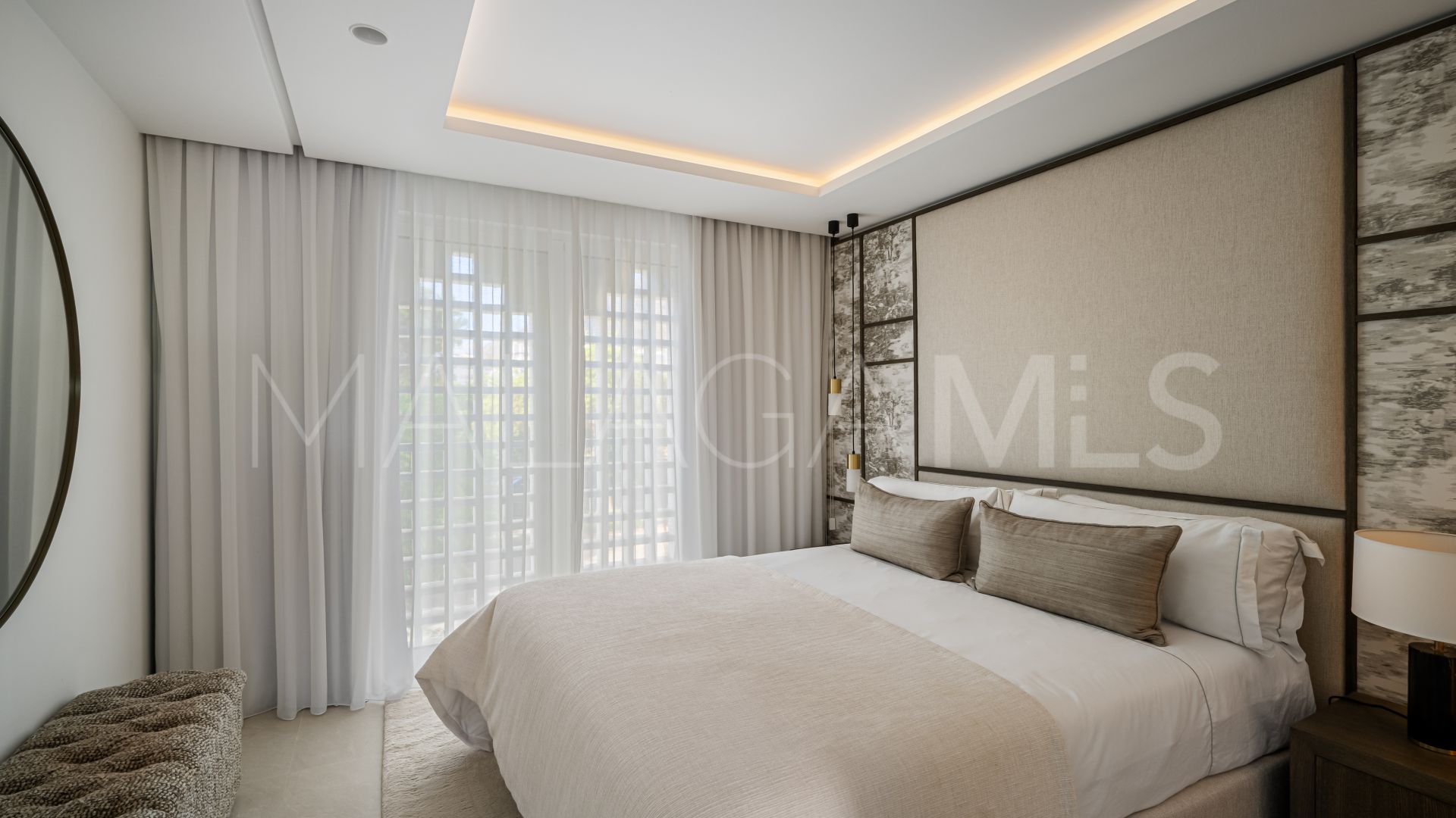 Zweistöckiges penthouse for sale in Alhambra del Mar