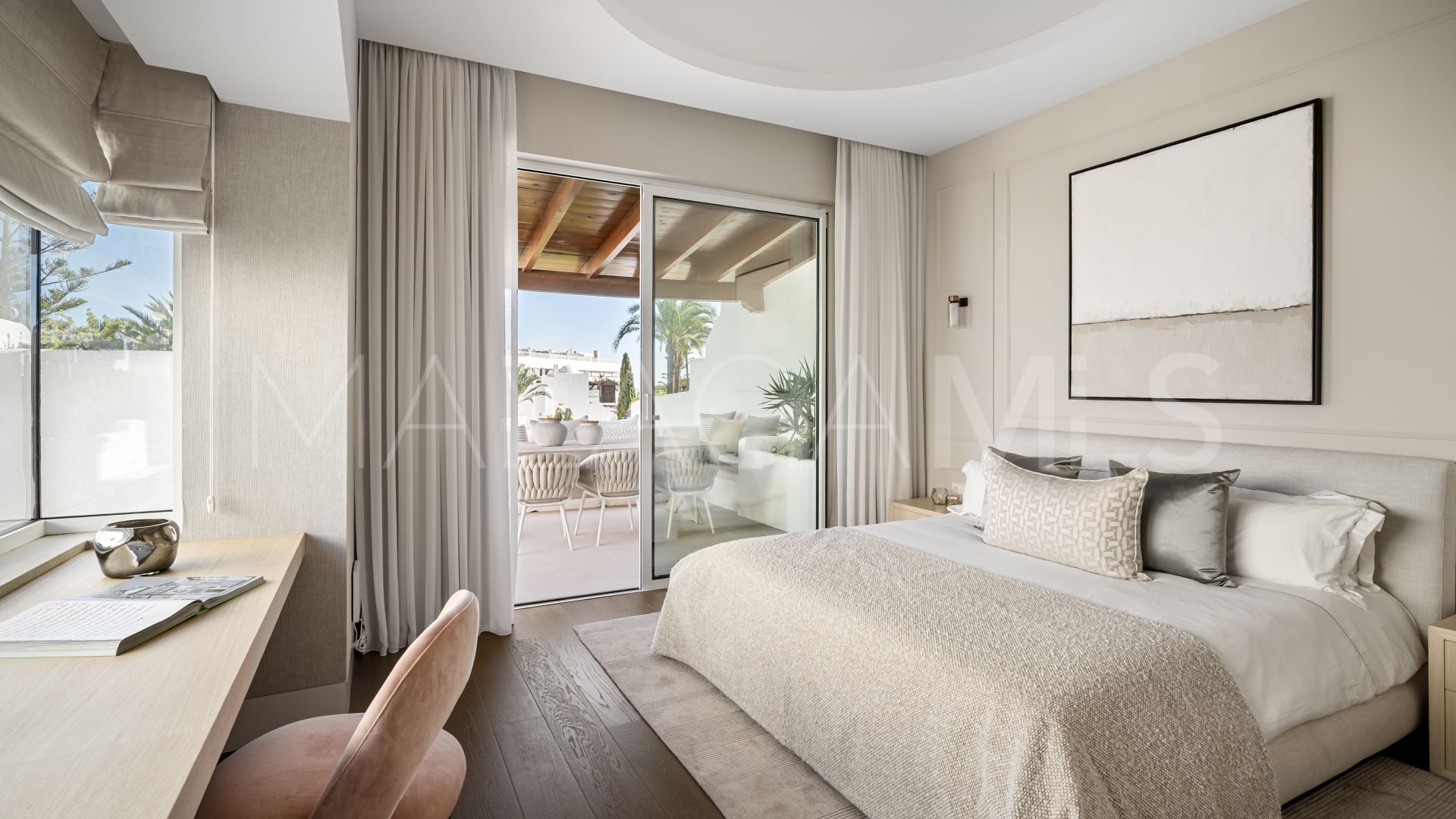 Zweistöckiges penthouse for sale in Alhambra del Mar