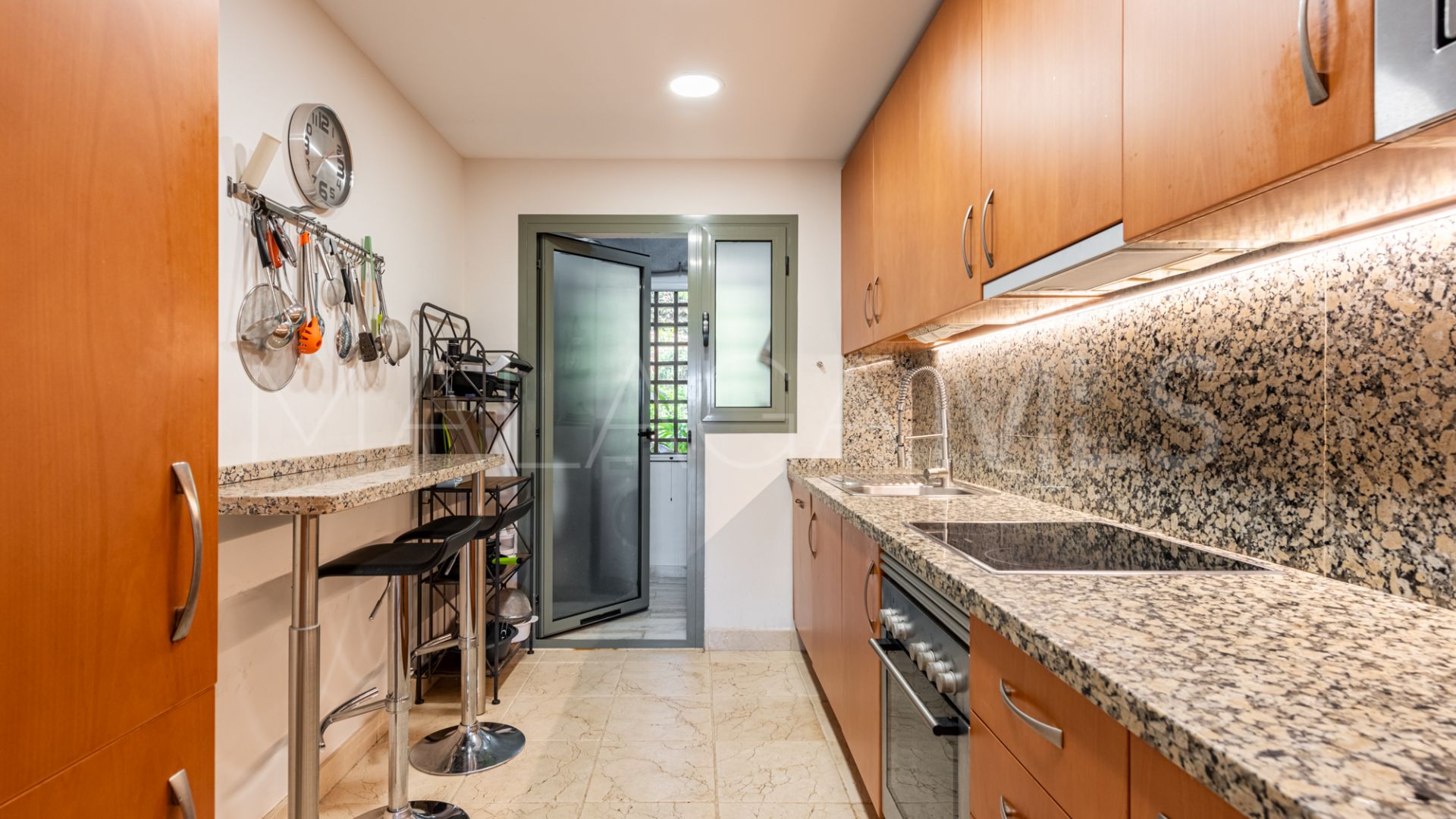 Lägenhet for sale in Benatalaya