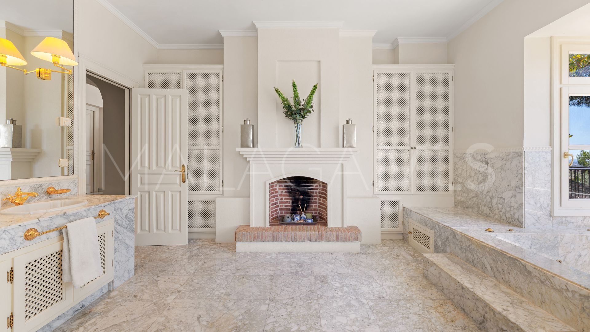 Villa for sale in El Madroñal
