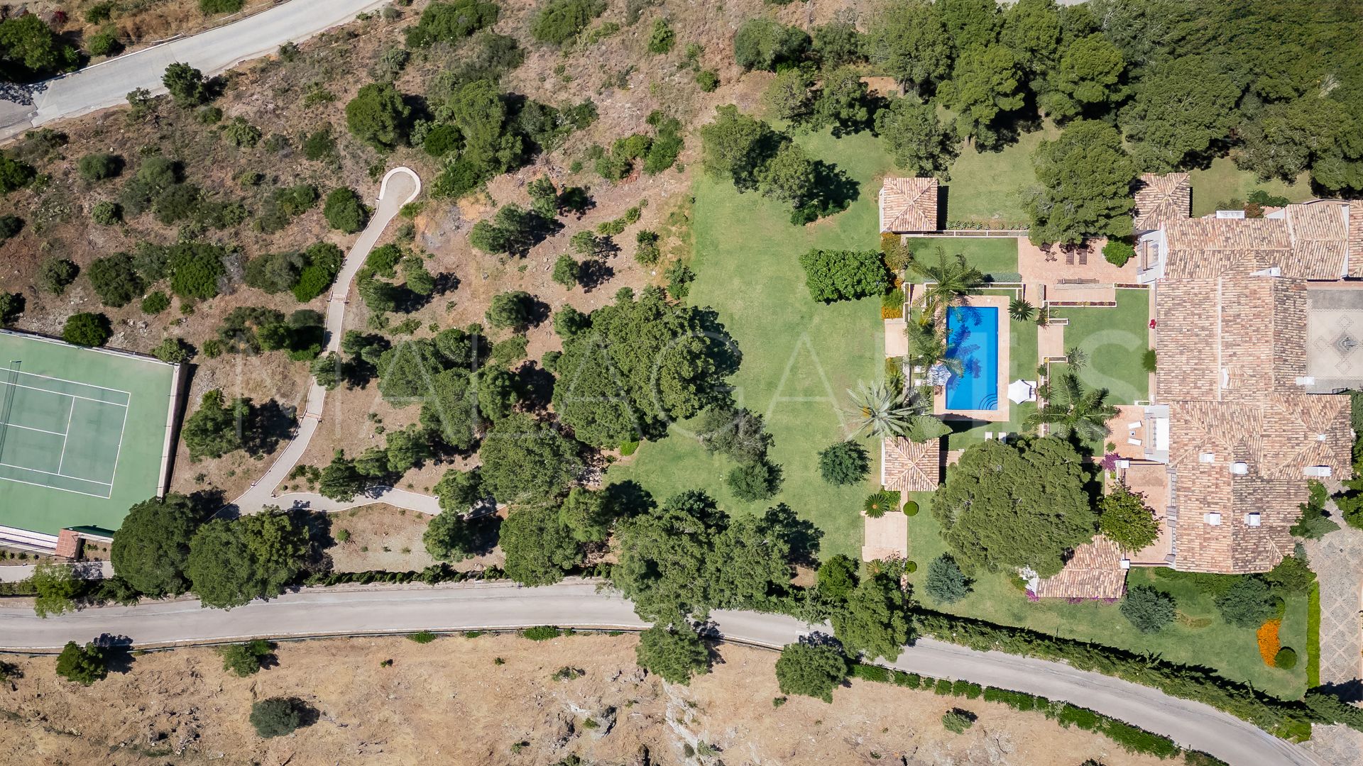 Villa for sale in El Madroñal