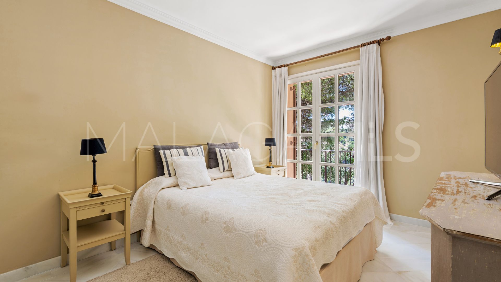 Villa for sale in El Madroñal