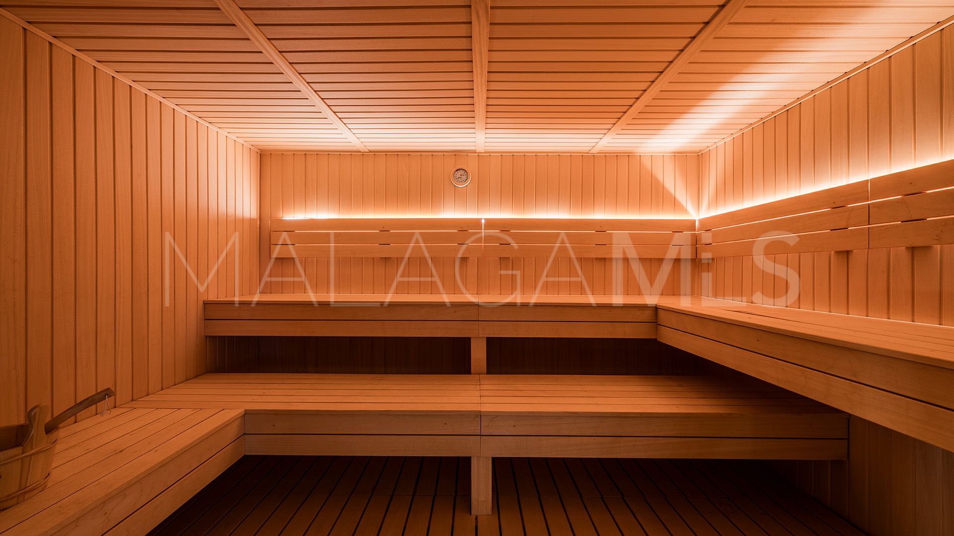 Lägenhet for sale in Finca Cortesin