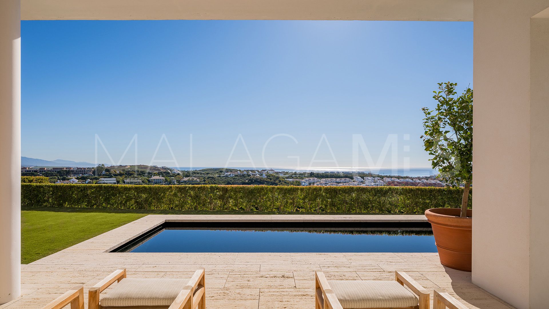 Lägenhet for sale in Finca Cortesin