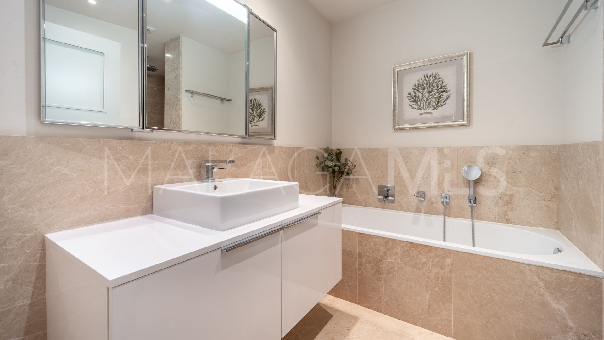 Penthouse in Puente Romano II for sale
