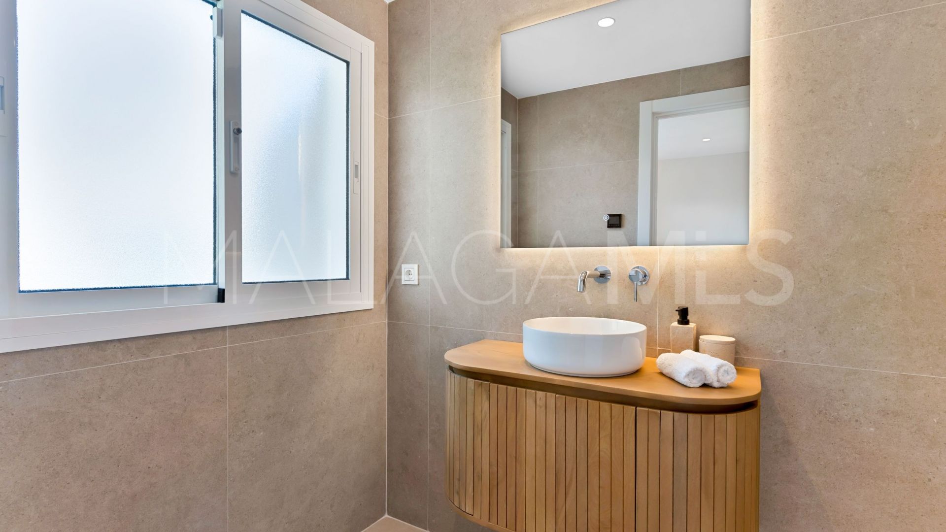 Buy town house in Nagüeles