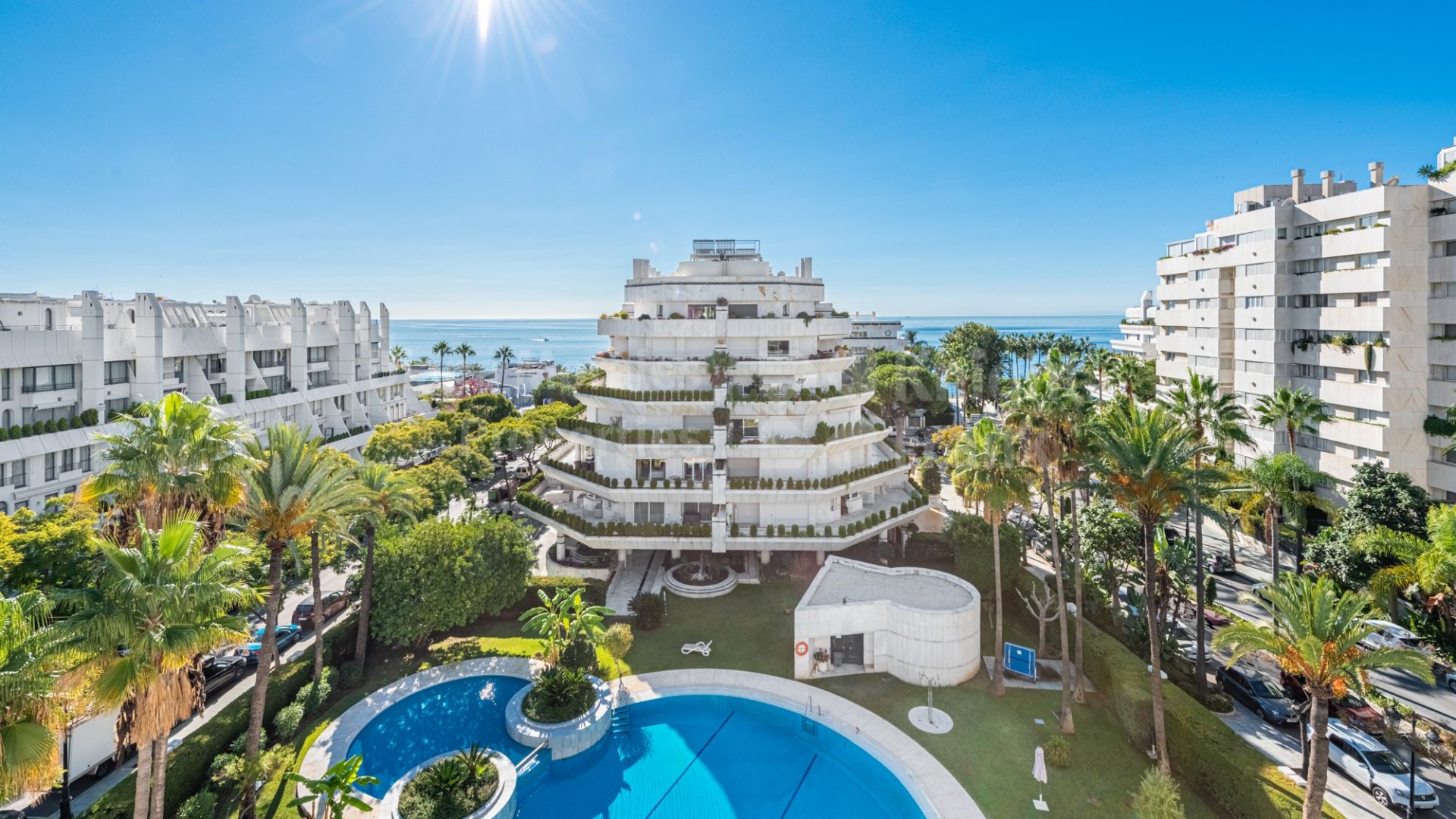 Cipreses del Mar, elegance and spaciousness by the sea