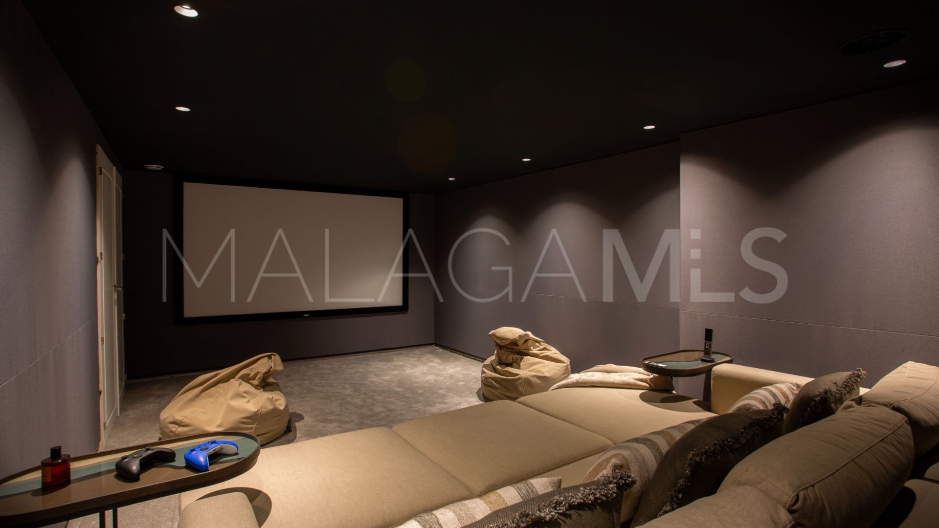 Villa for sale in Rocio de Nagüeles