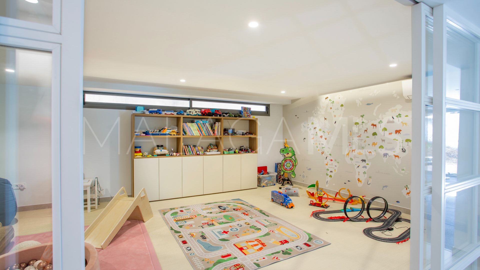 Villa for sale in Rocio de Nagüeles