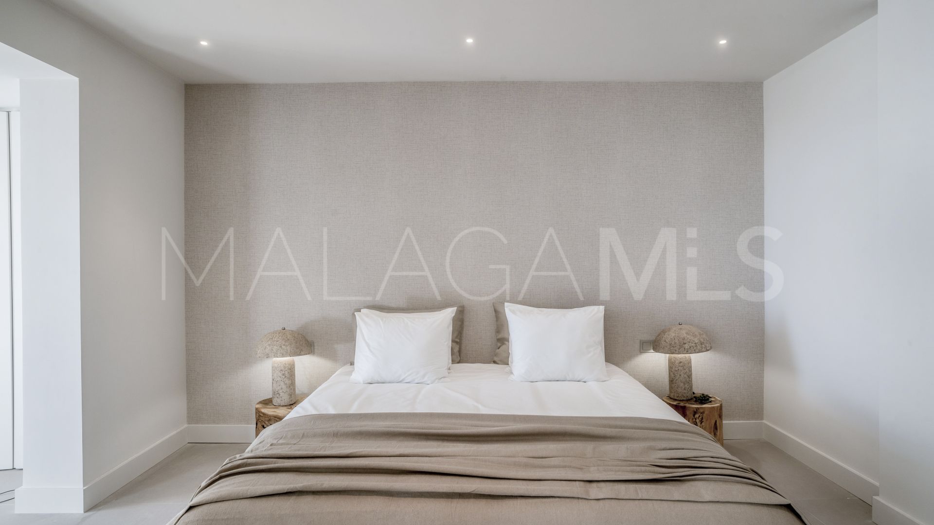 Markplanslägenhet for sale in Palacetes Los Belvederes