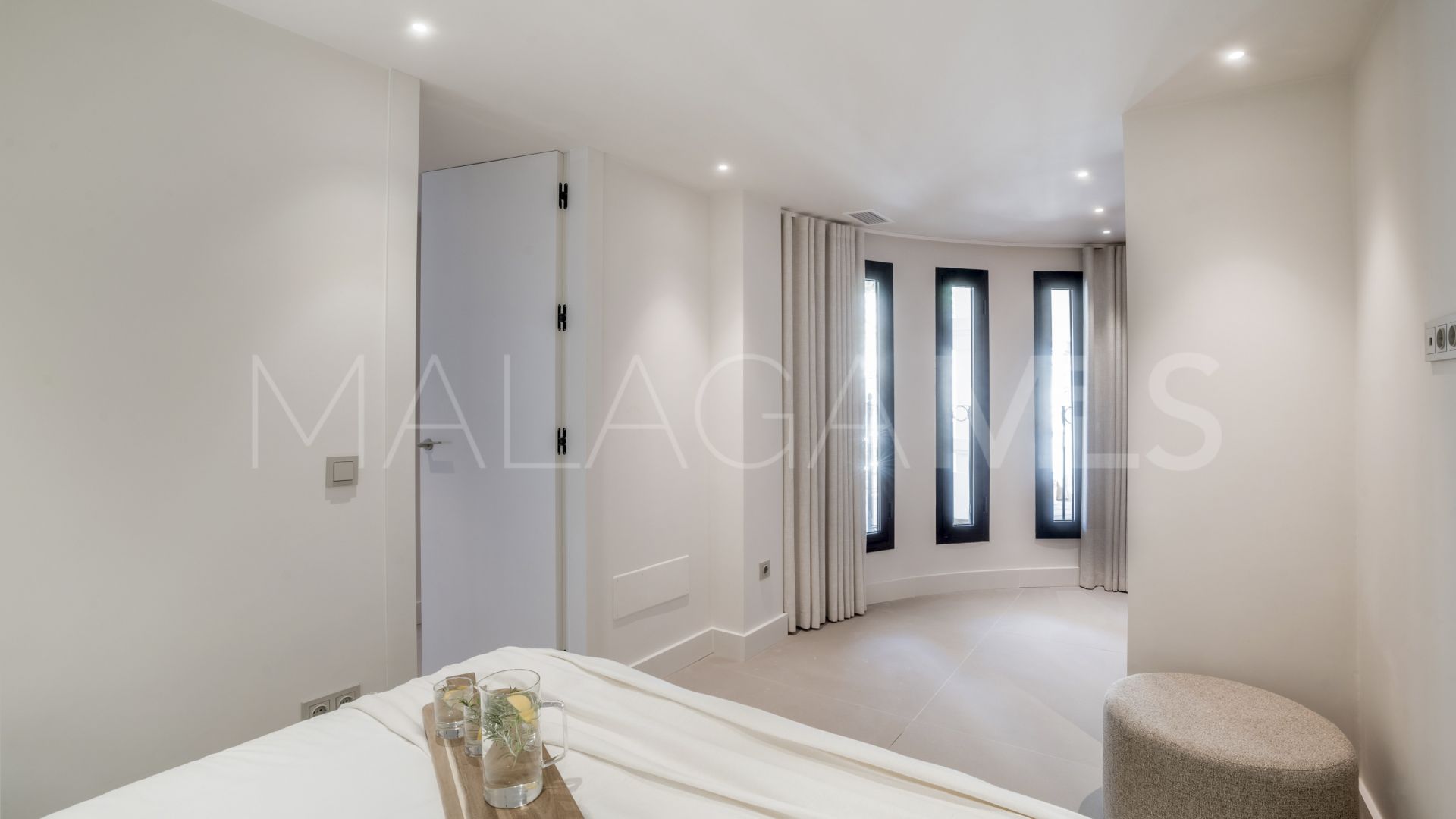 Markplanslägenhet for sale in Palacetes Los Belvederes