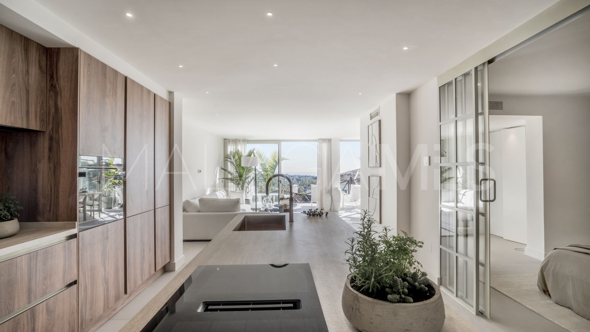 Markplanslägenhet for sale in Palacetes Los Belvederes