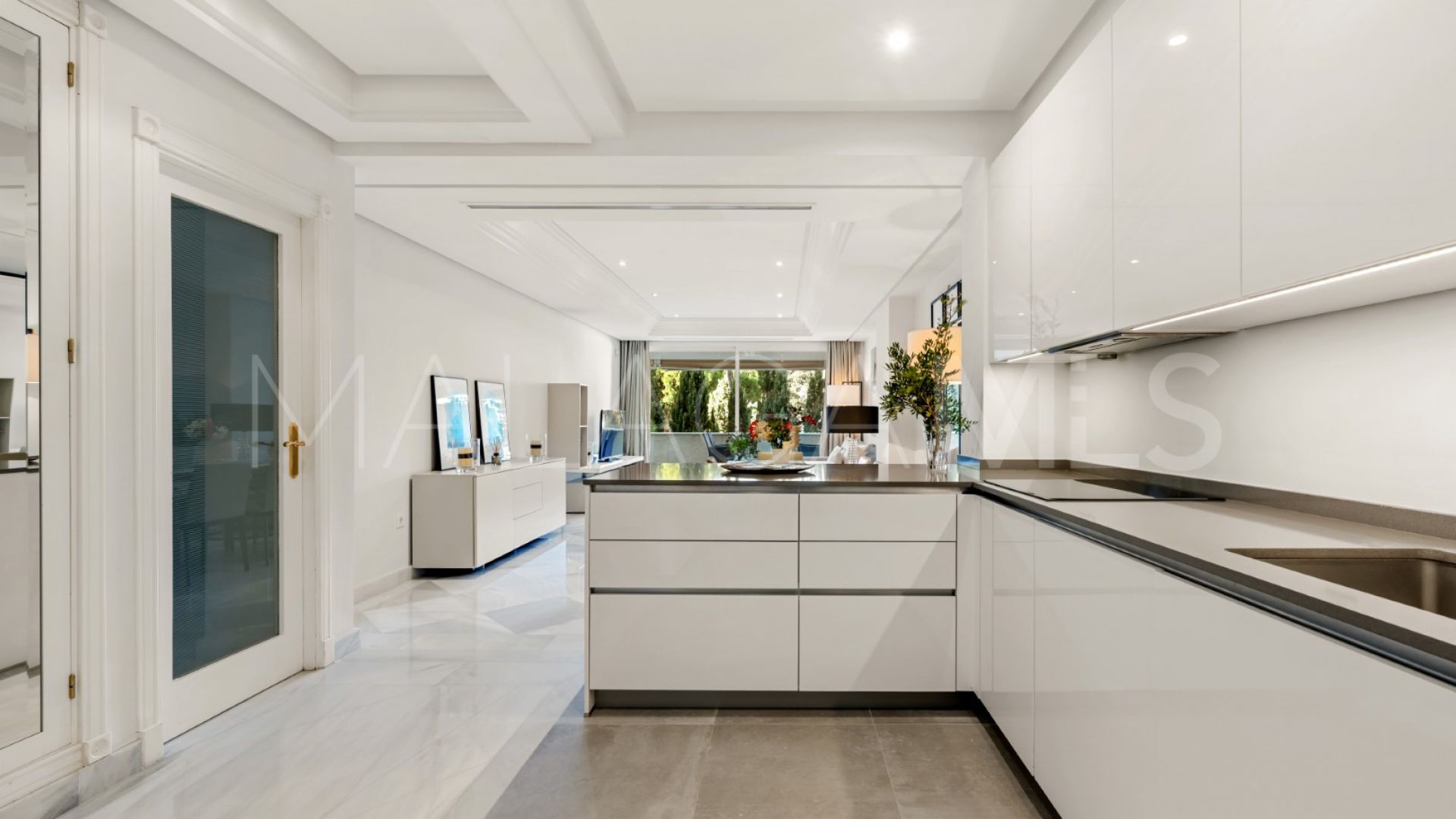 Se vende apartamento in Marina Mariola