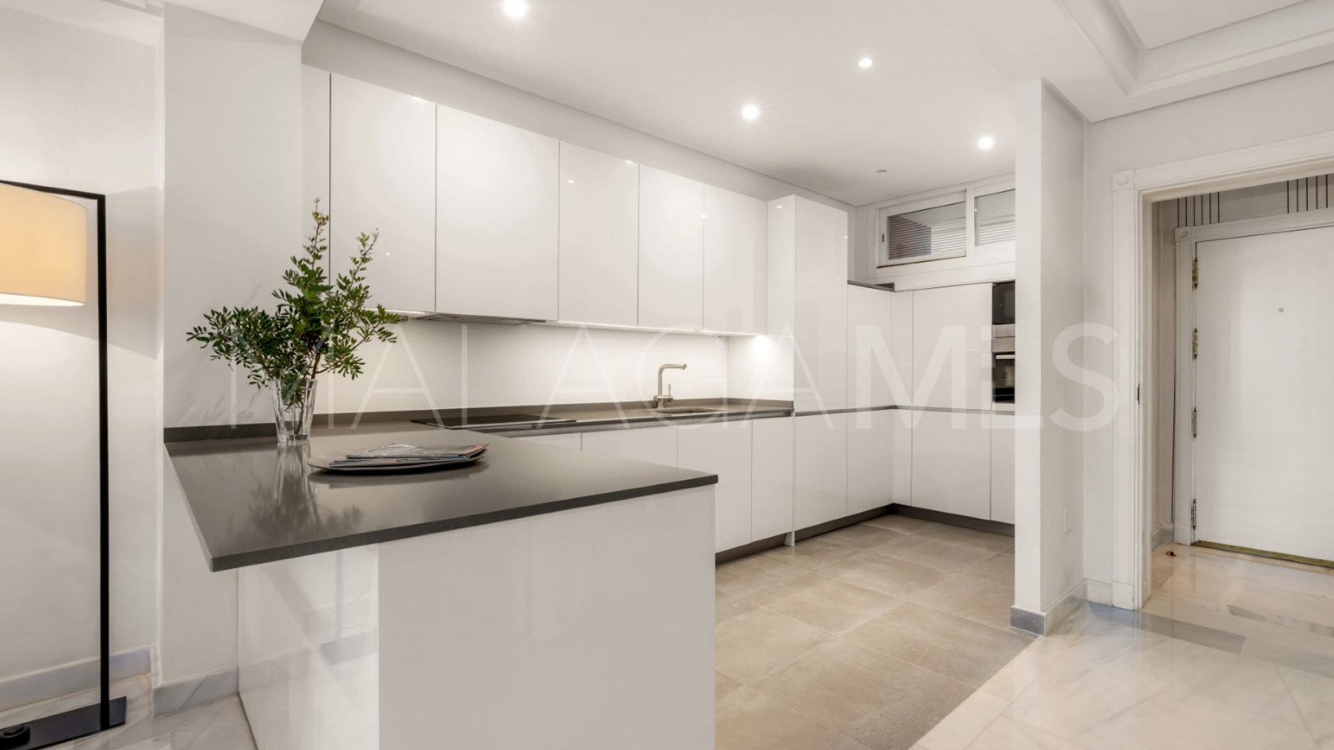 Se vende apartamento in Marina Mariola