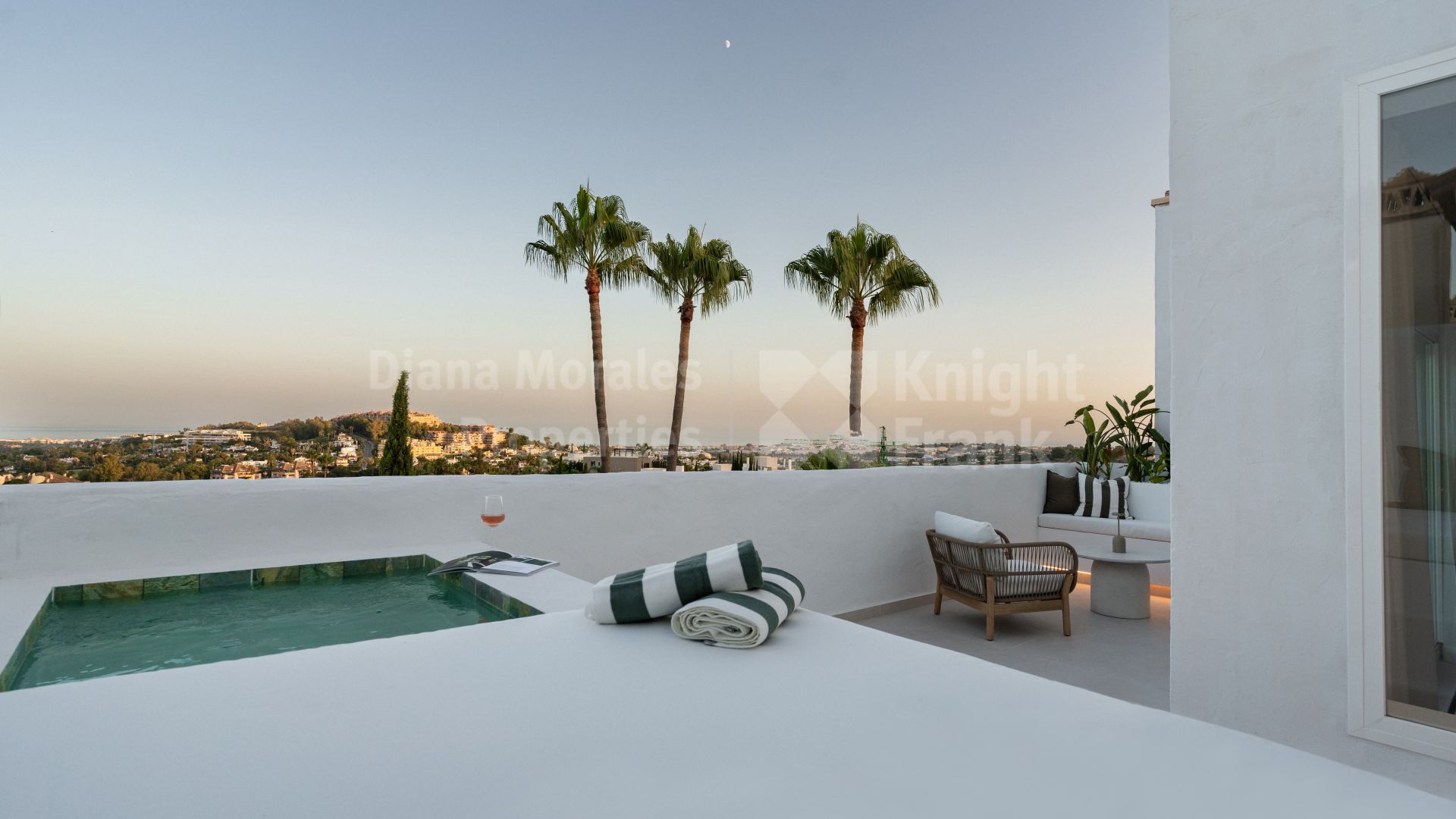 La Quinta Village, Casa Palmera, penthouse duplex d'angle avec mini-piscine et vue sur la mer