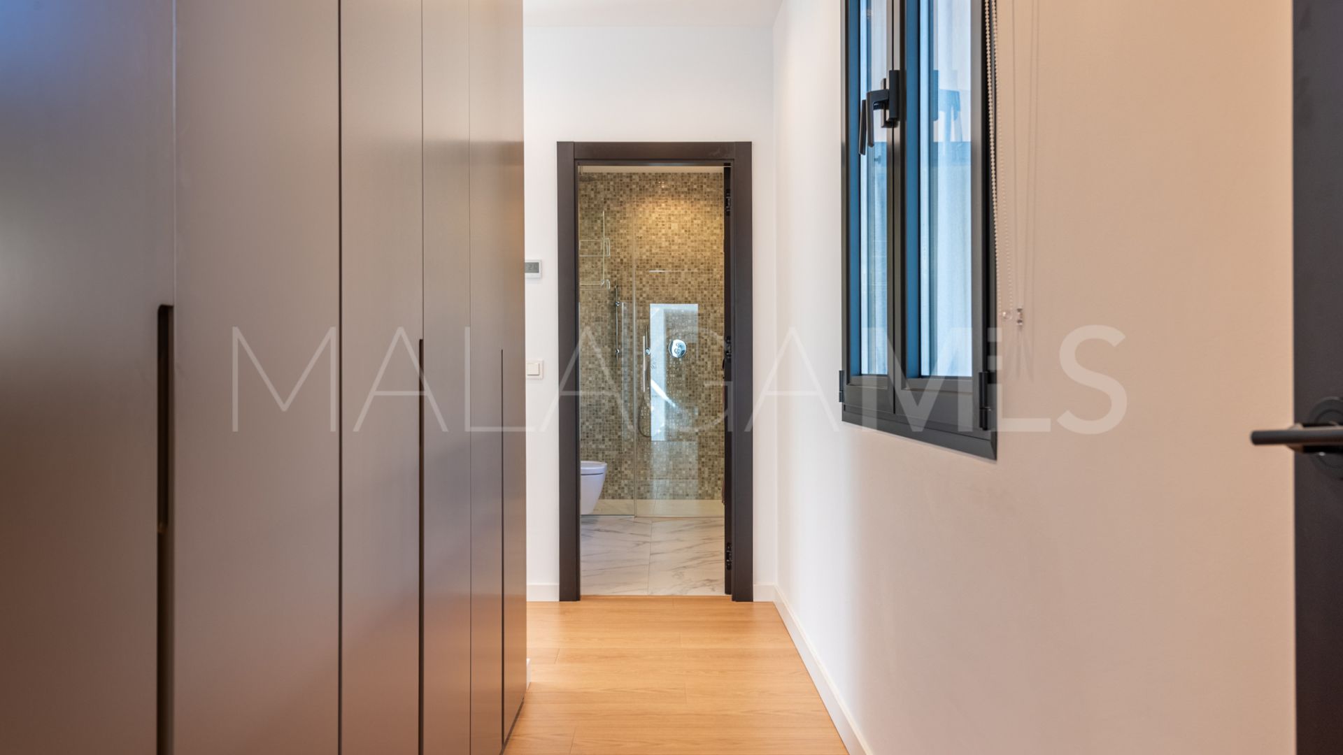 Villa for sale in Paraiso Alto