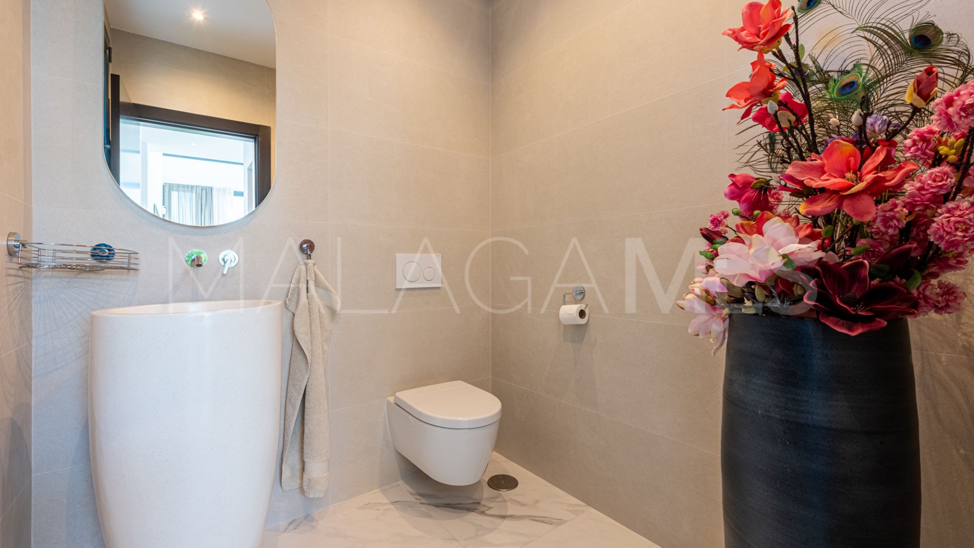 Villa for sale in Paraiso Alto