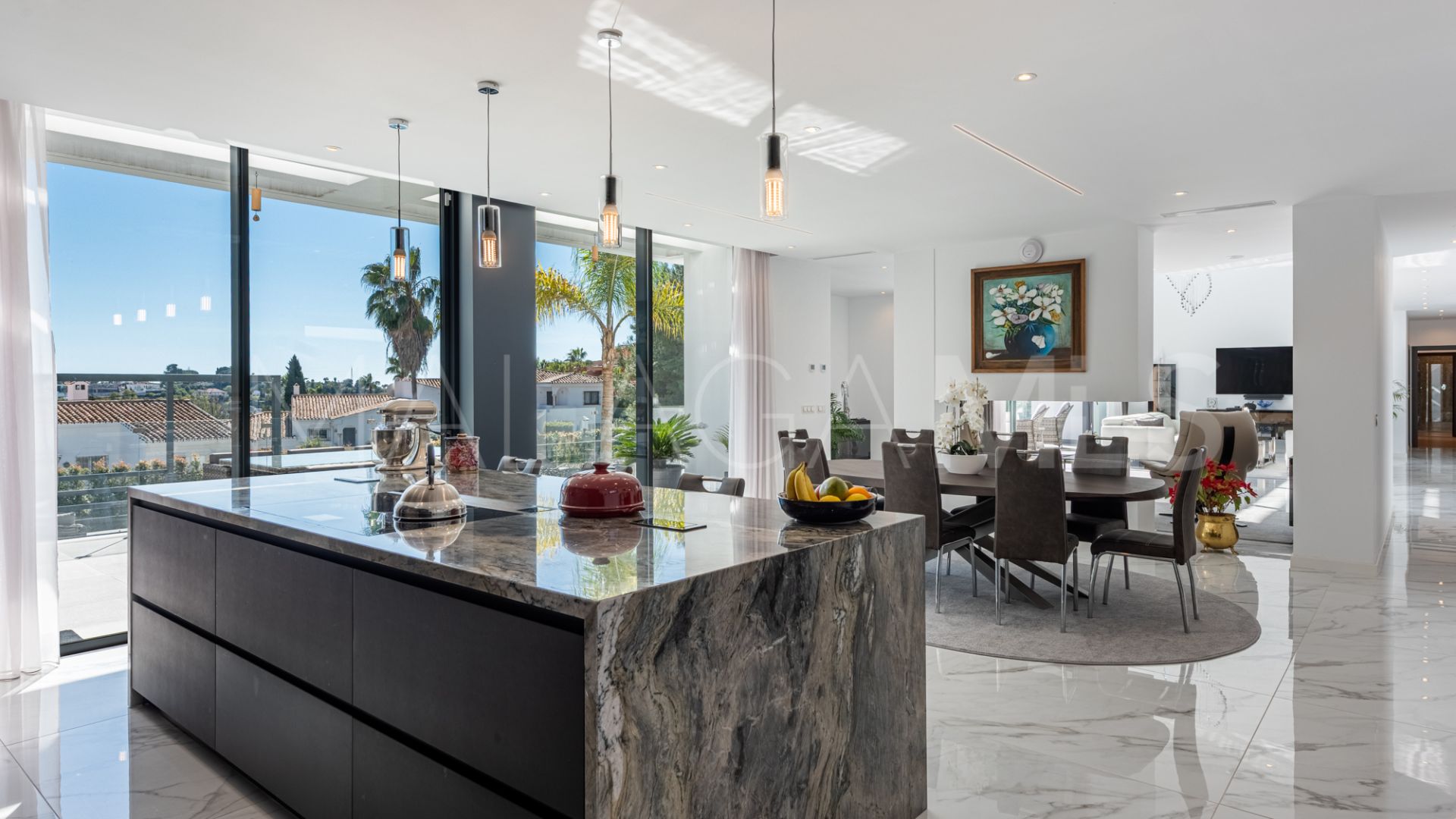 Villa for sale in Paraiso Alto