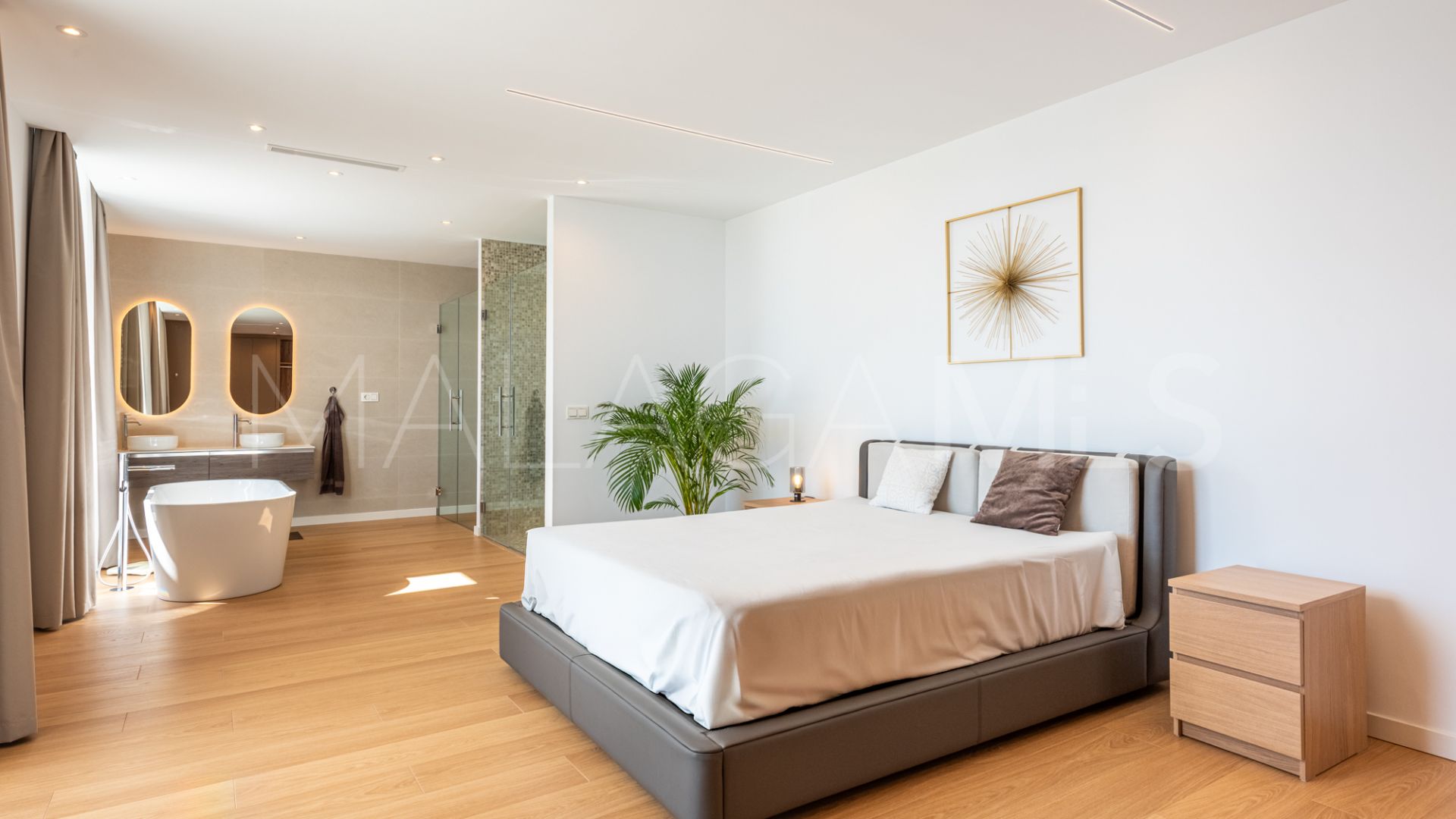 Villa for sale in Paraiso Alto