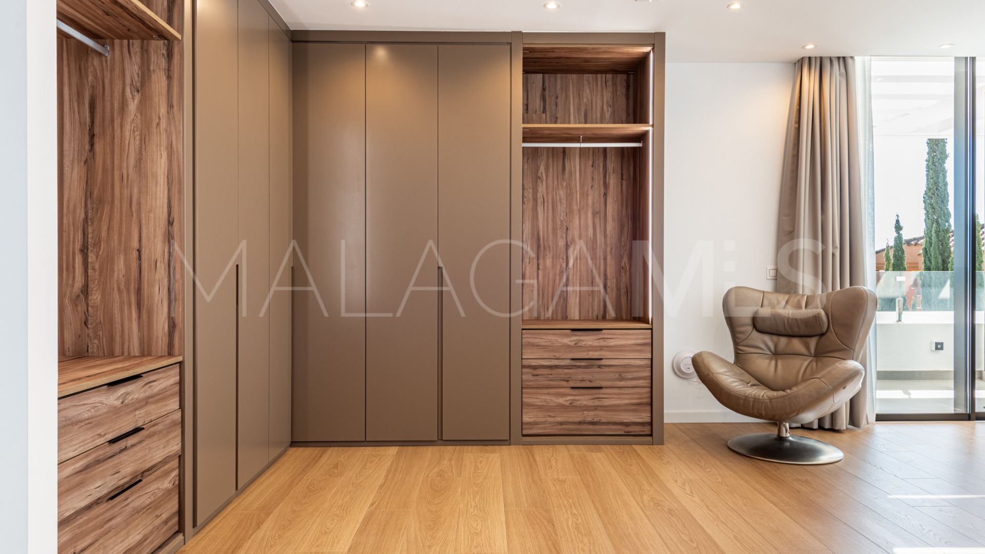 Villa for sale in Paraiso Alto