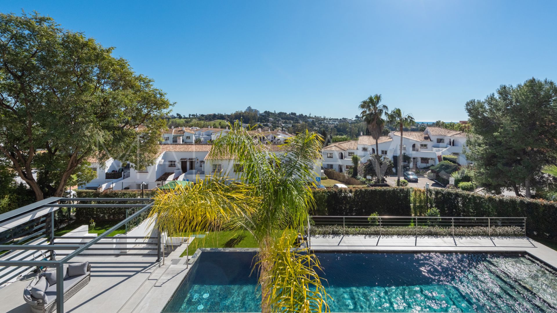 Villa for sale in Paraiso Alto