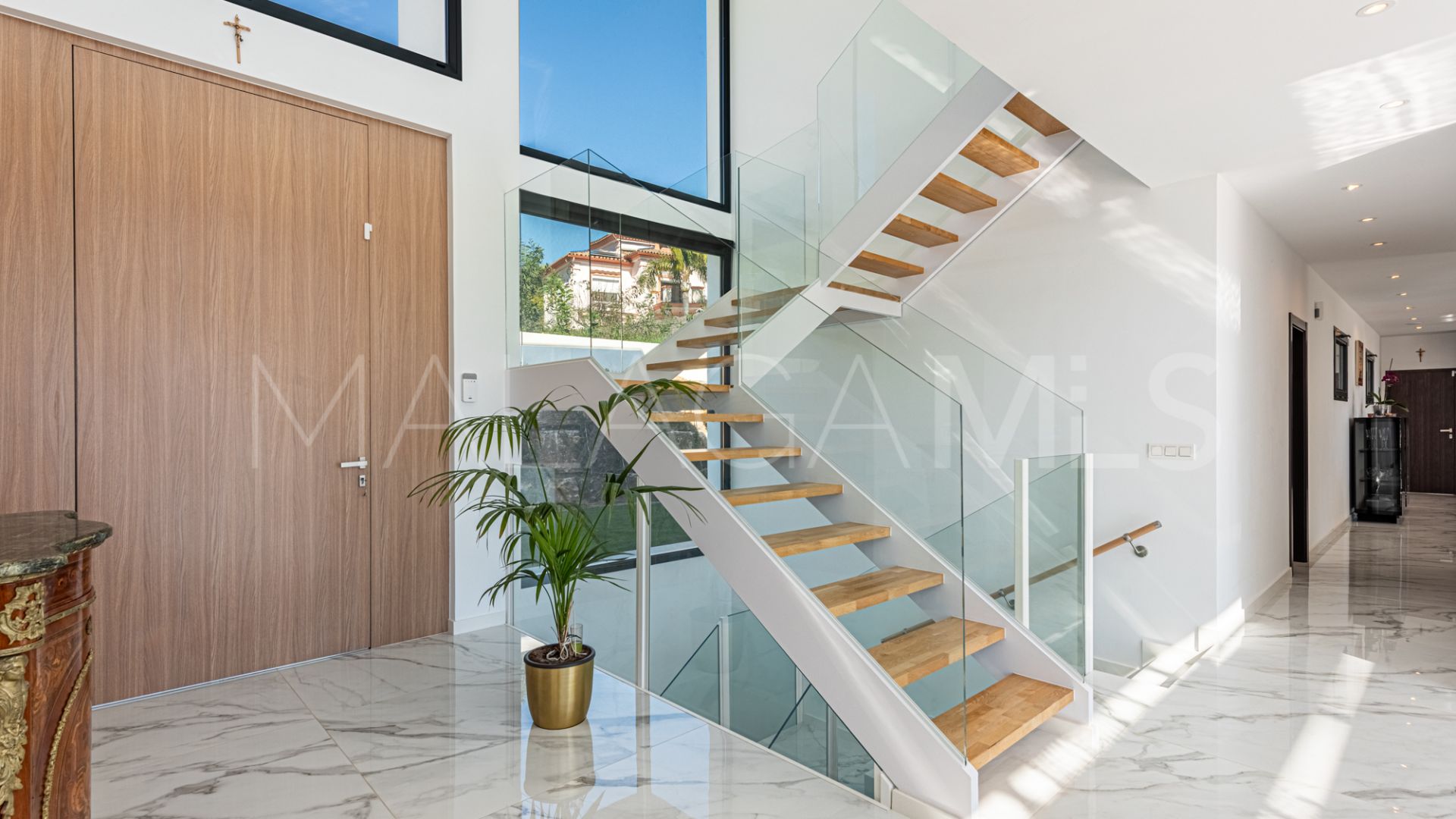 Villa for sale in Paraiso Alto