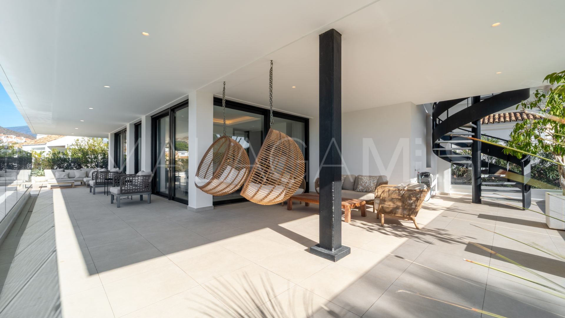 Villa for sale in Las Brisas