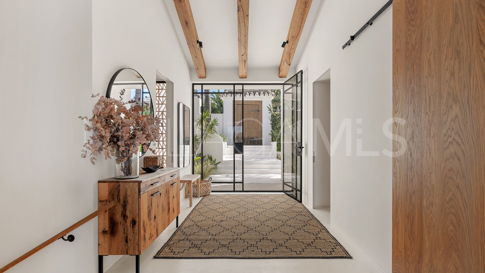 Villa for sale in Los Naranjos Golf