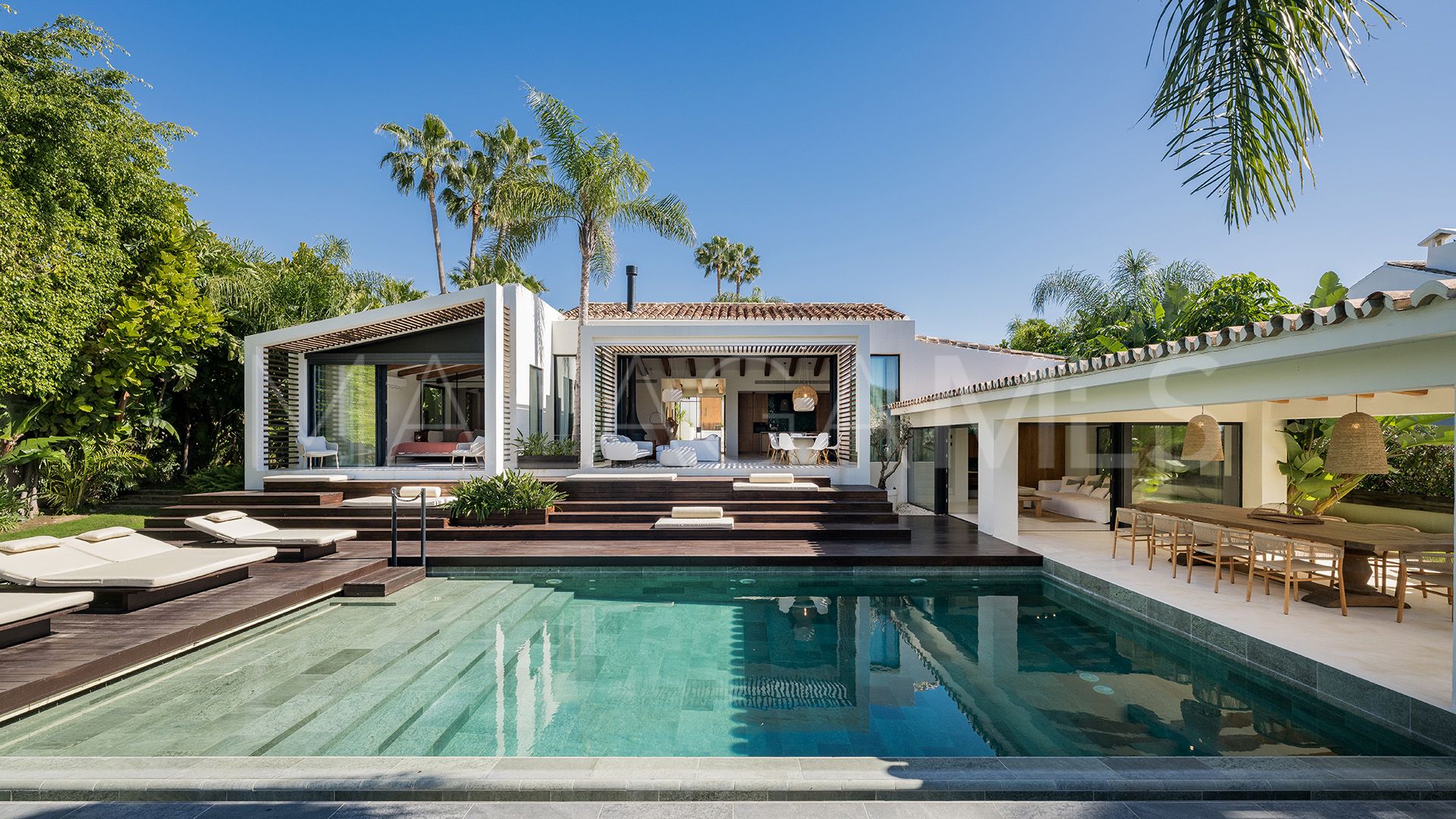 Villa for sale in Los Naranjos Golf