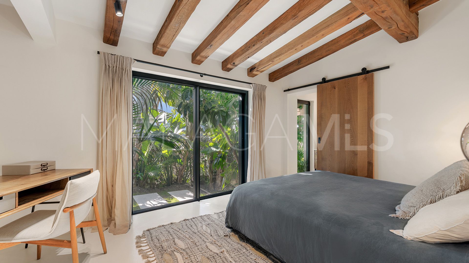 Villa for sale in Los Naranjos Golf