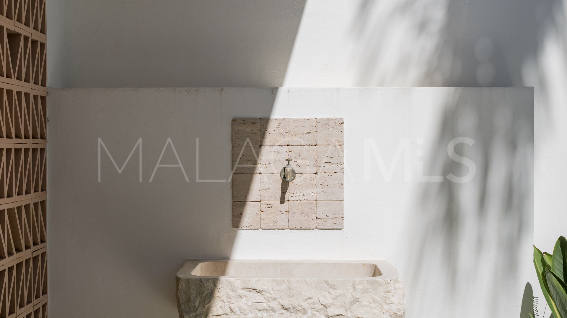 Villa for sale in Los Naranjos Golf