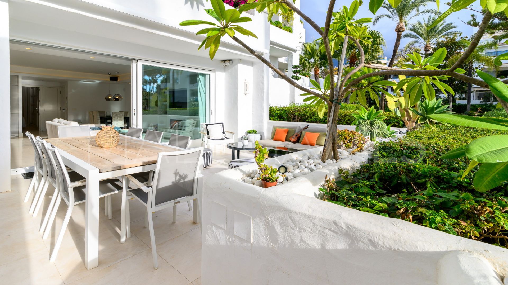 Erdgeschosswohnung for sale in Alhambra del Mar