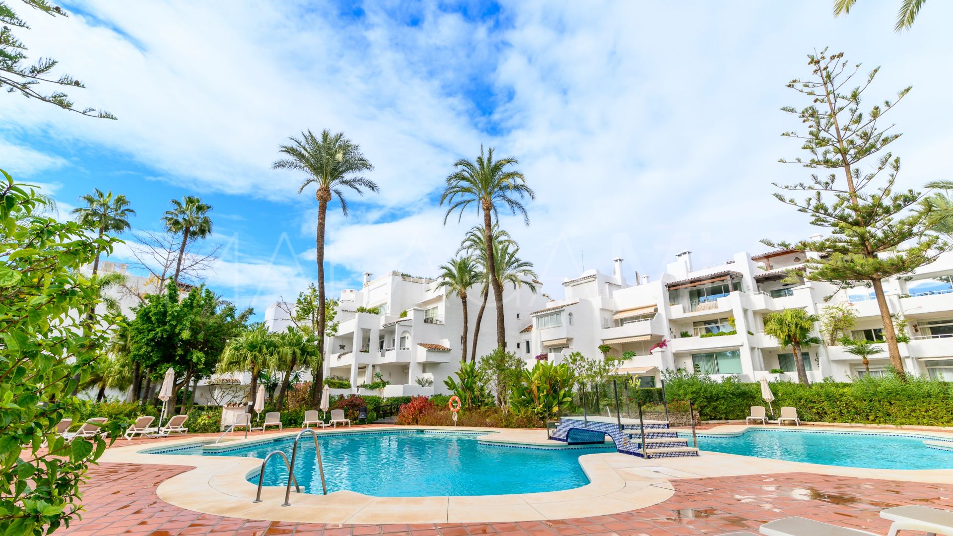 Erdgeschosswohnung for sale in Alhambra del Mar