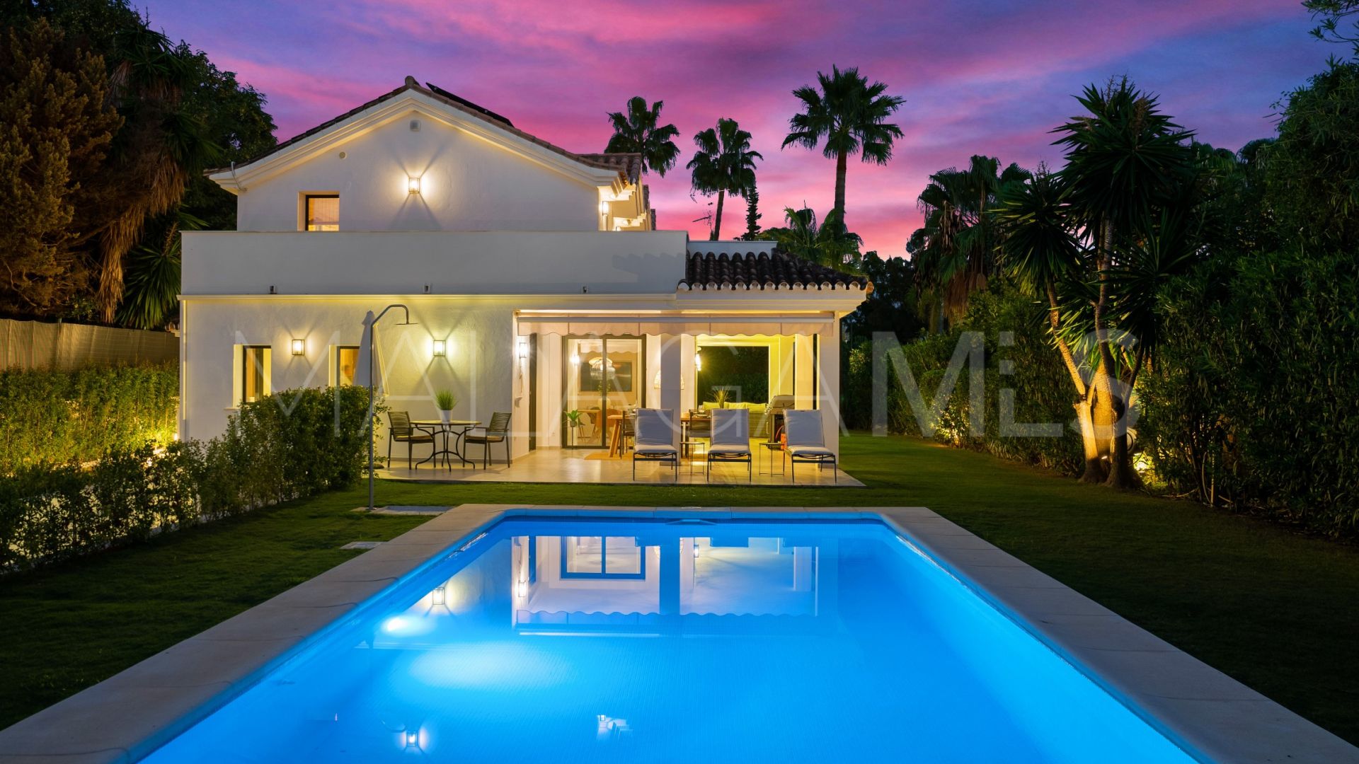 Villa for sale in Los Naranjos