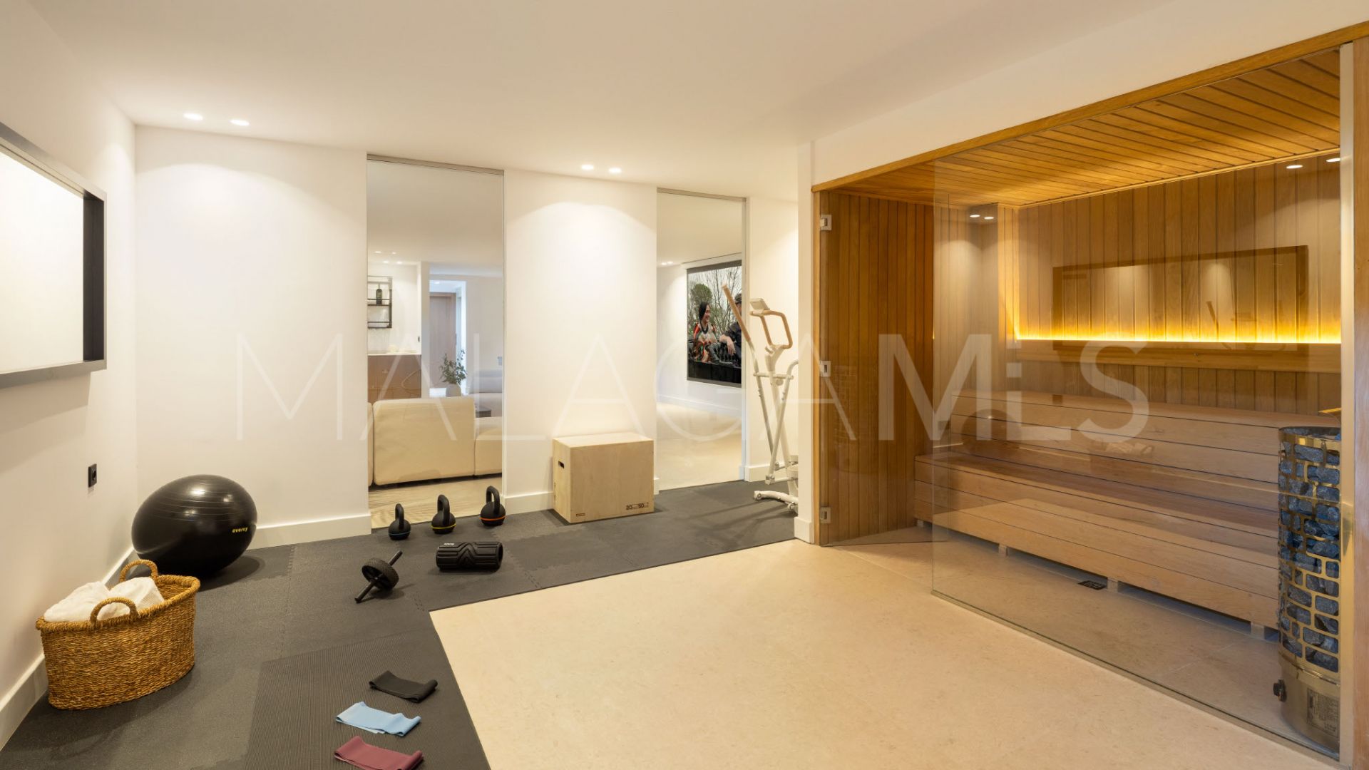 Villa for sale in Paraiso Medio