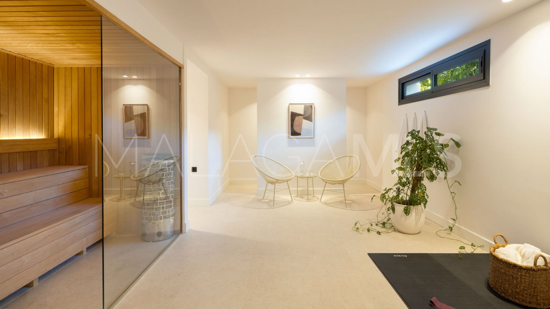 Villa for sale in Paraiso Medio