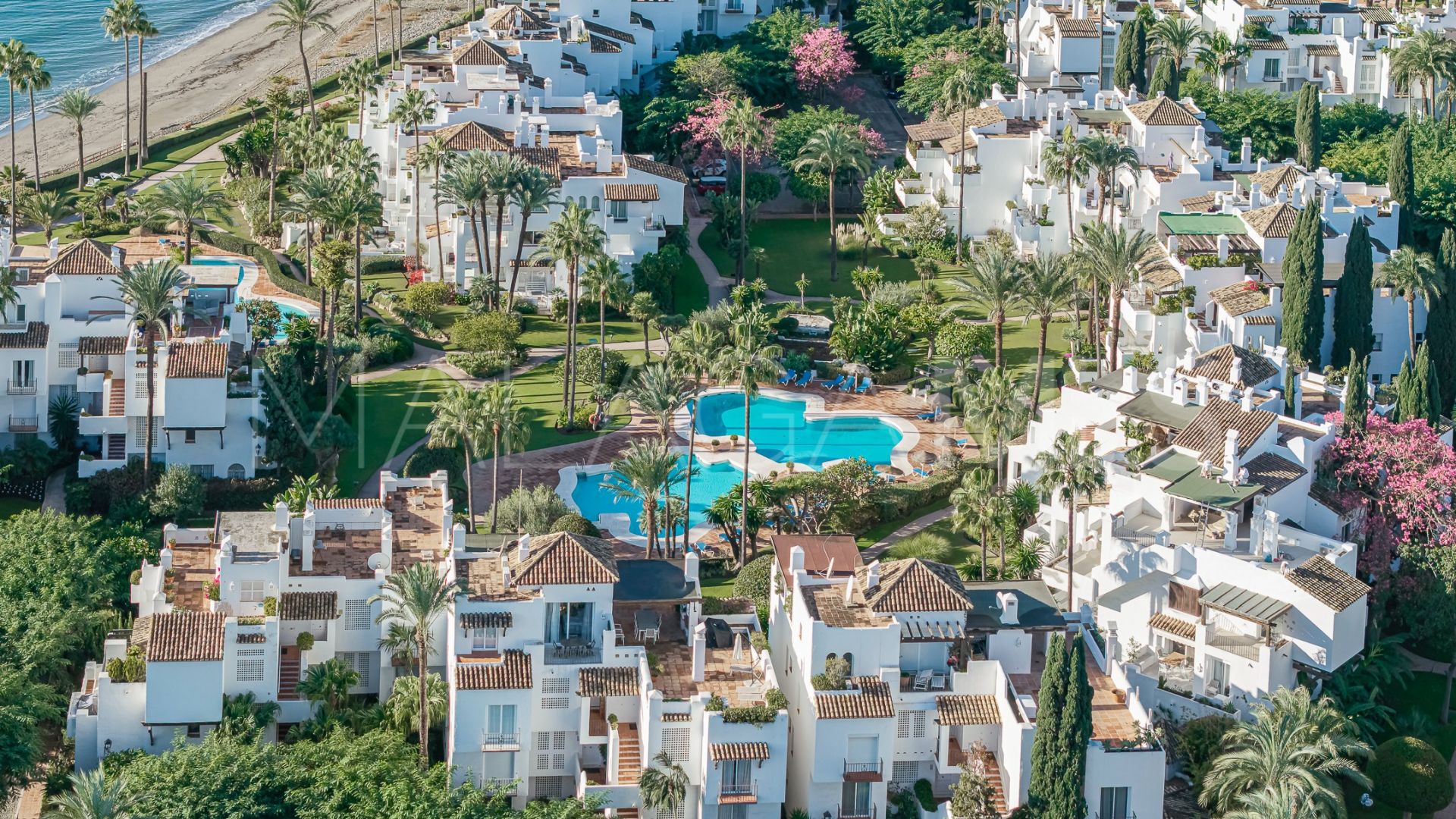 Markplanslägenhet for sale in Alcazaba Beach