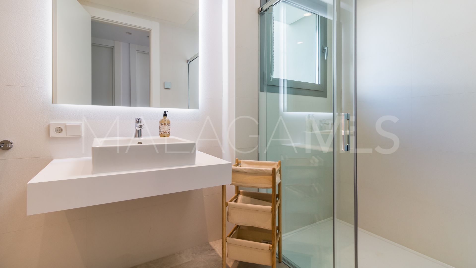 Buy ground floor apartment in Santa Clara