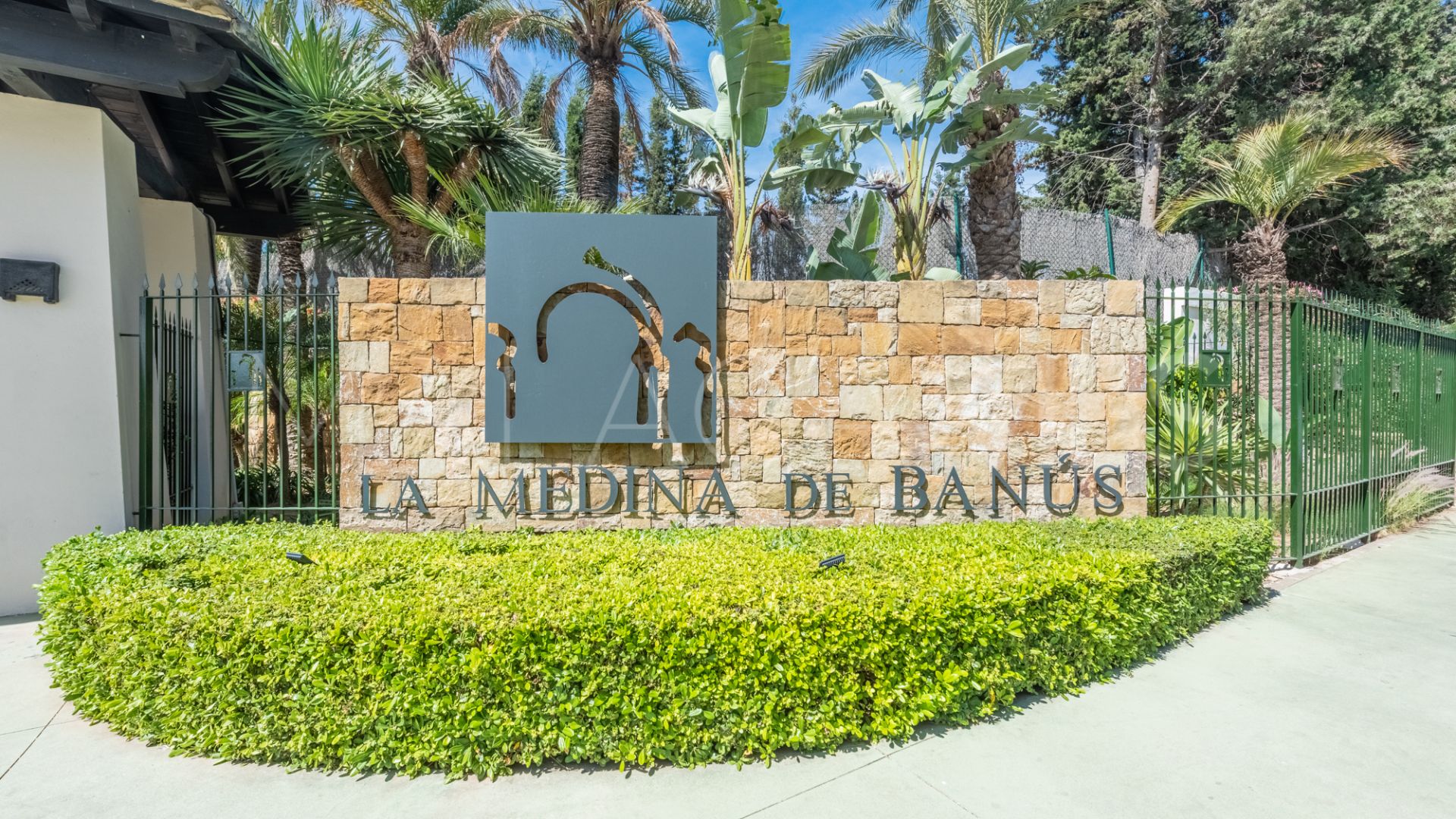 Appartement rez de chaussée for sale in Medina de Banús