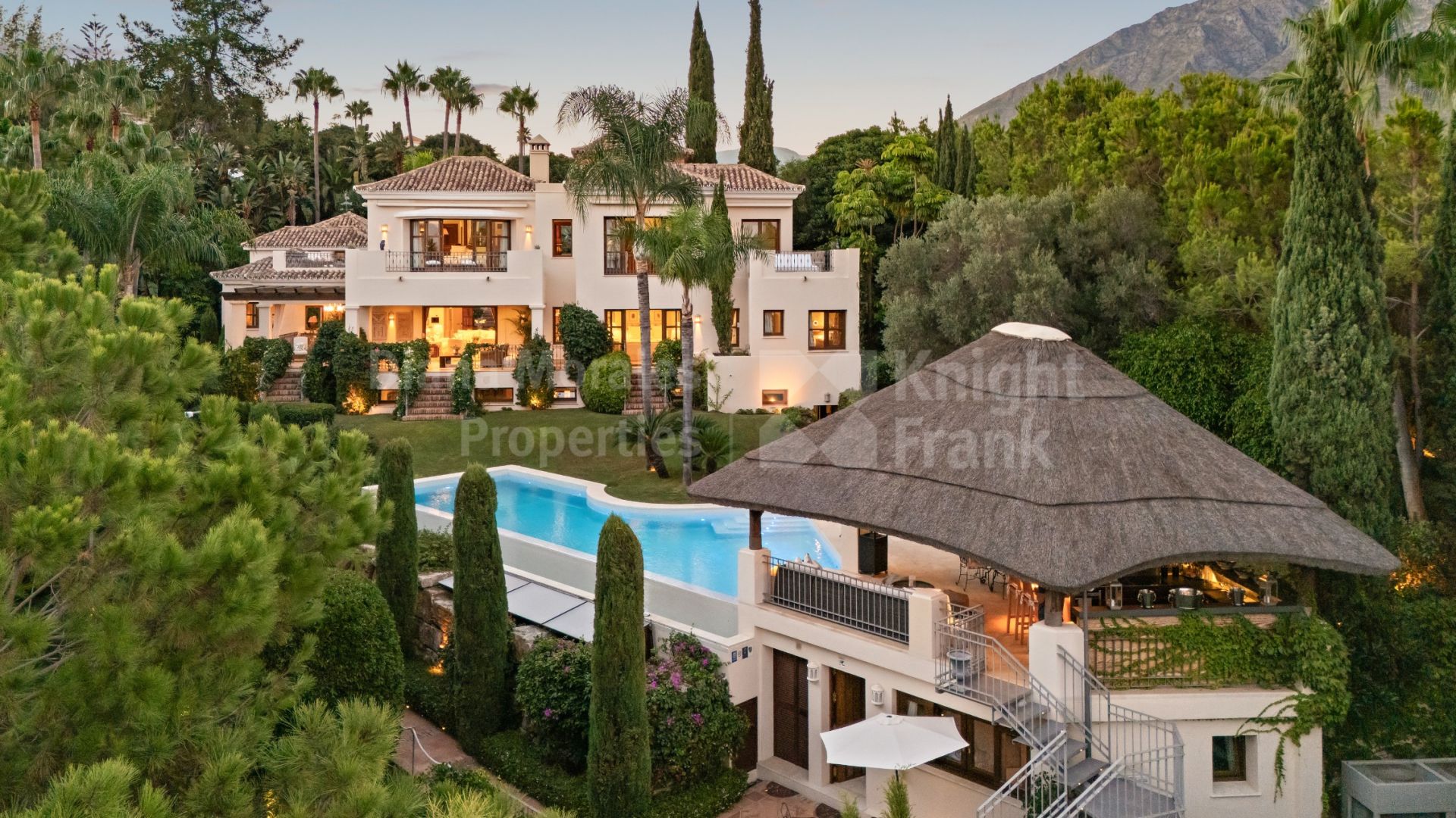 Las Lomas del Marbella Club, El Bosque, Villa mit 6 Schlafzimmern in Lomas de Marbella Club, nur wenige Minuten vom Strand entfernt