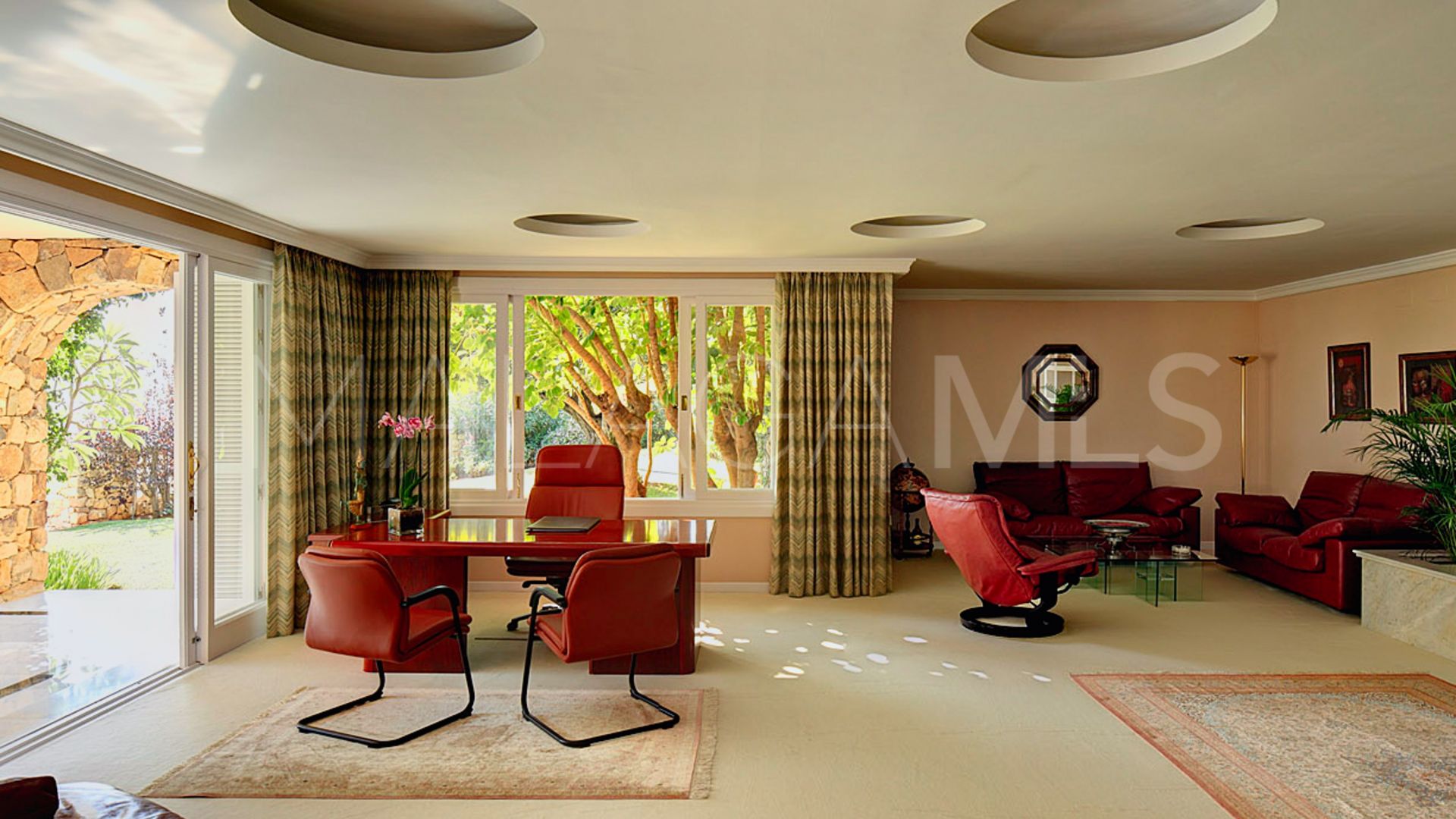 Villa for sale in Rio Real Golf