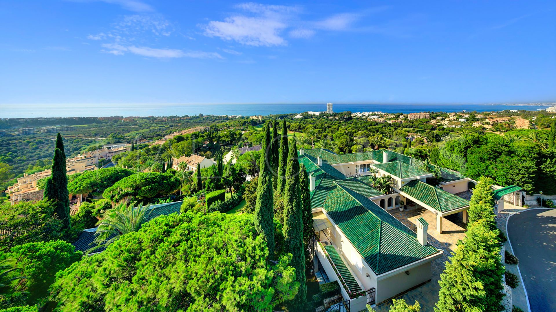 Villa for sale in Rio Real Golf