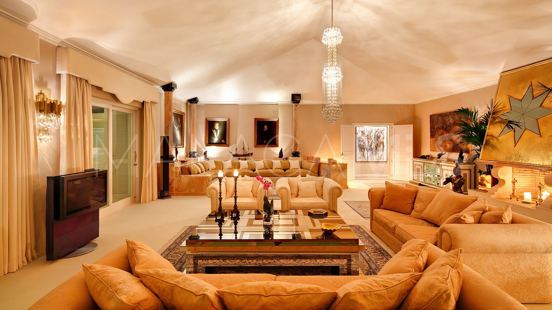 Villa for sale in Rio Real Golf