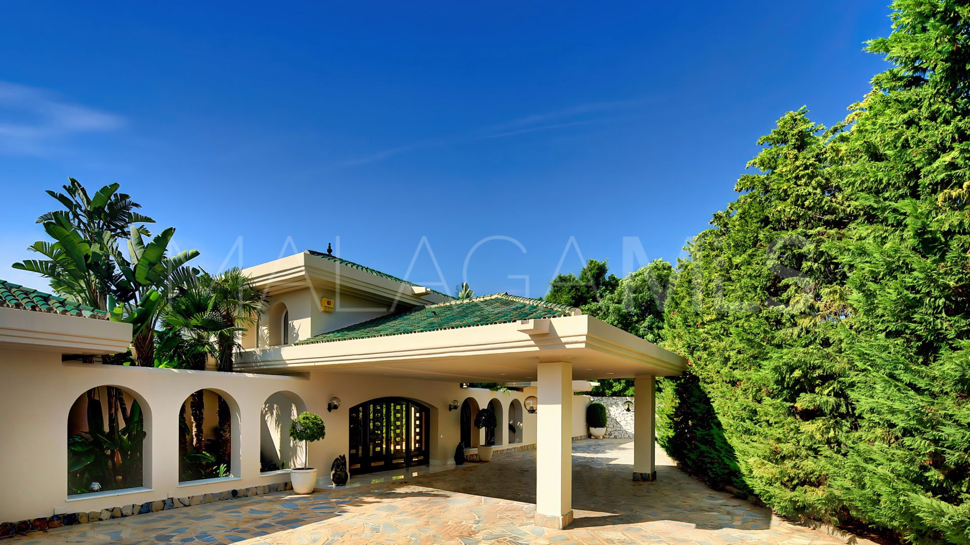 Villa for sale in Rio Real Golf