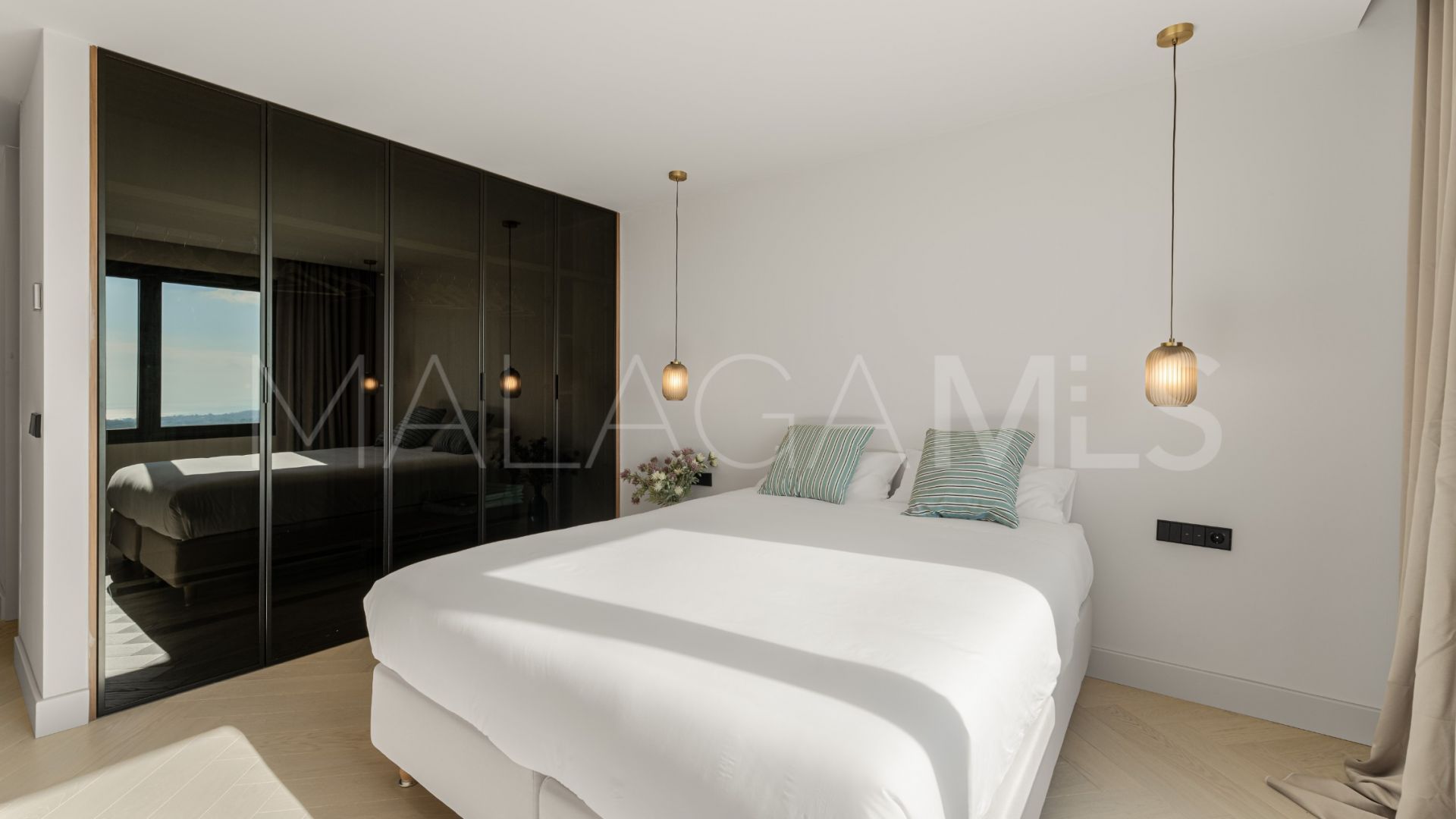 Atico duplex for sale with 4 bedrooms in Monte Halcones