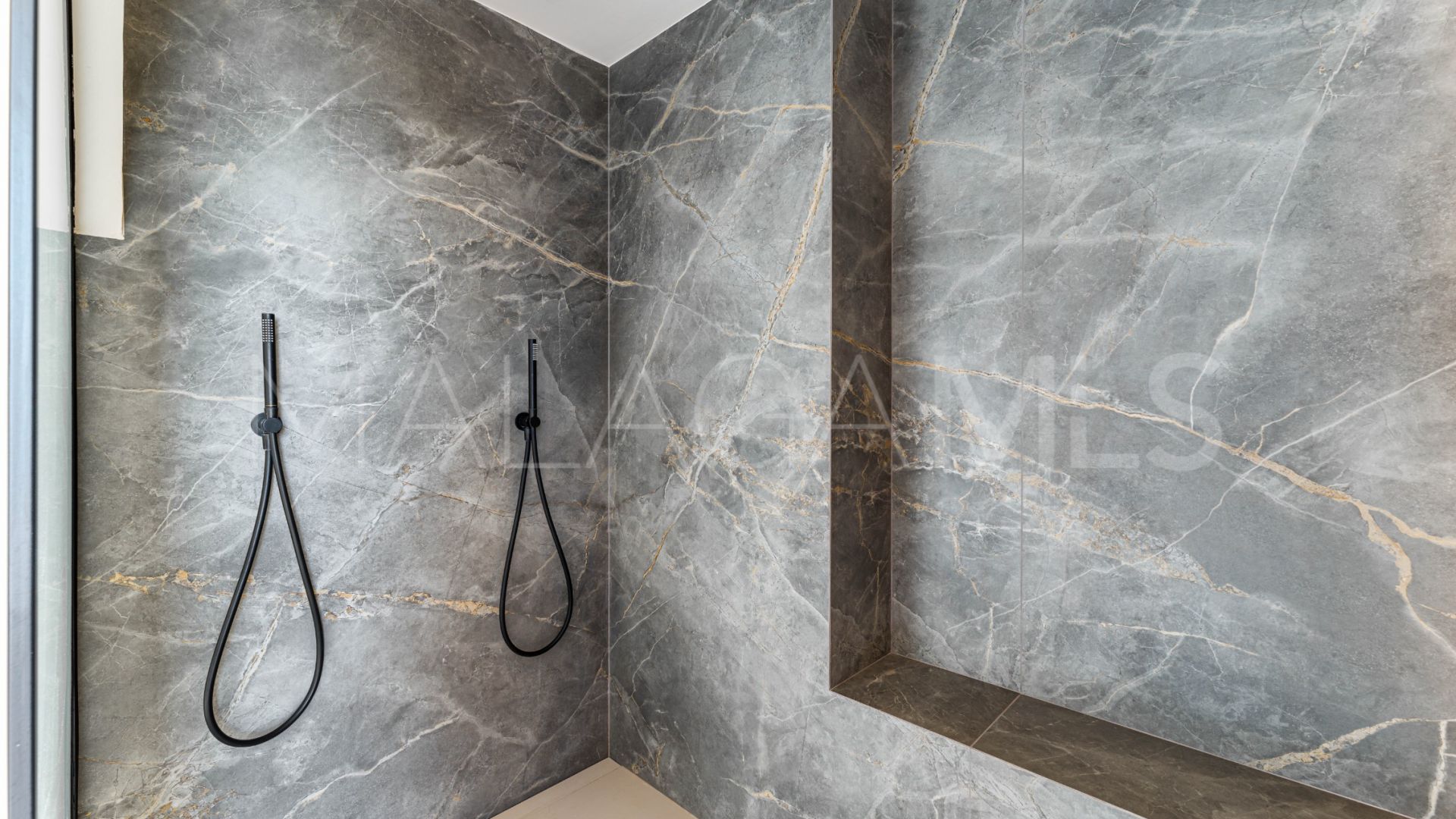 Atico duplex for sale with 4 bedrooms in Monte Halcones