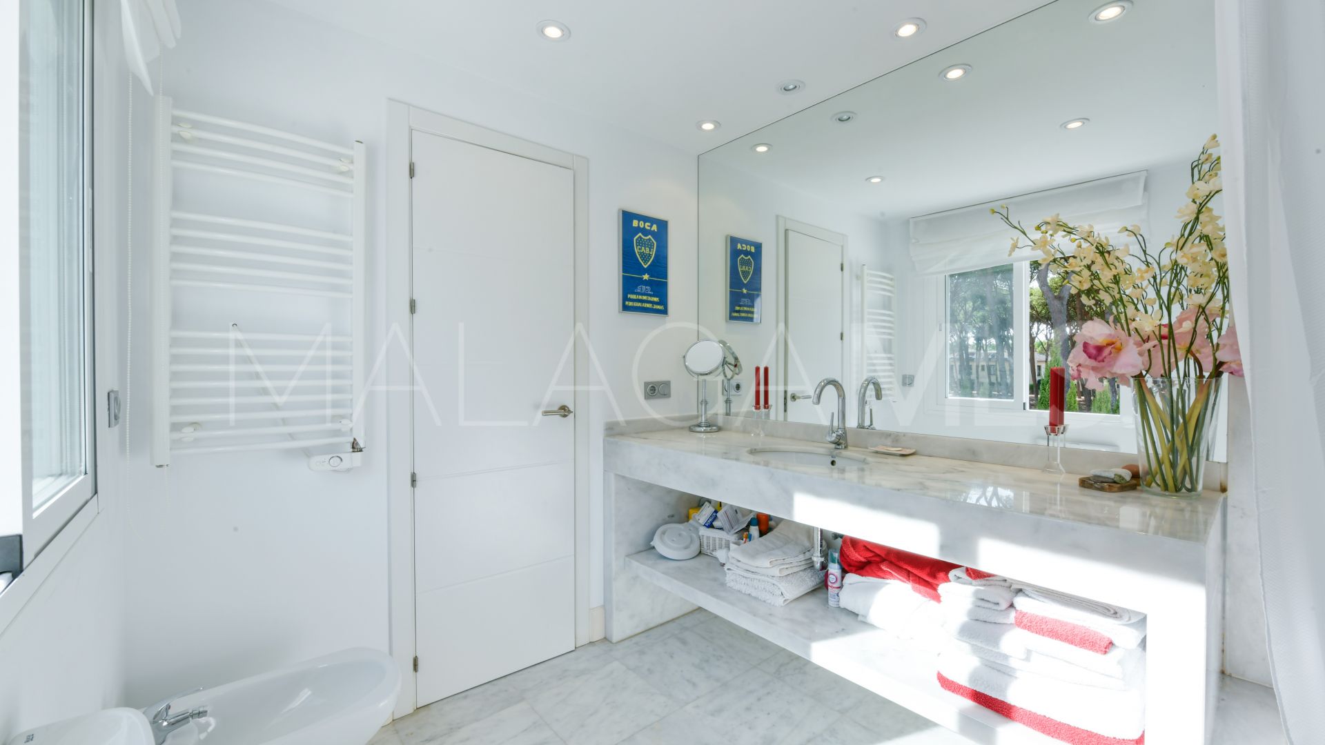 Town house for sale in Marbellamar