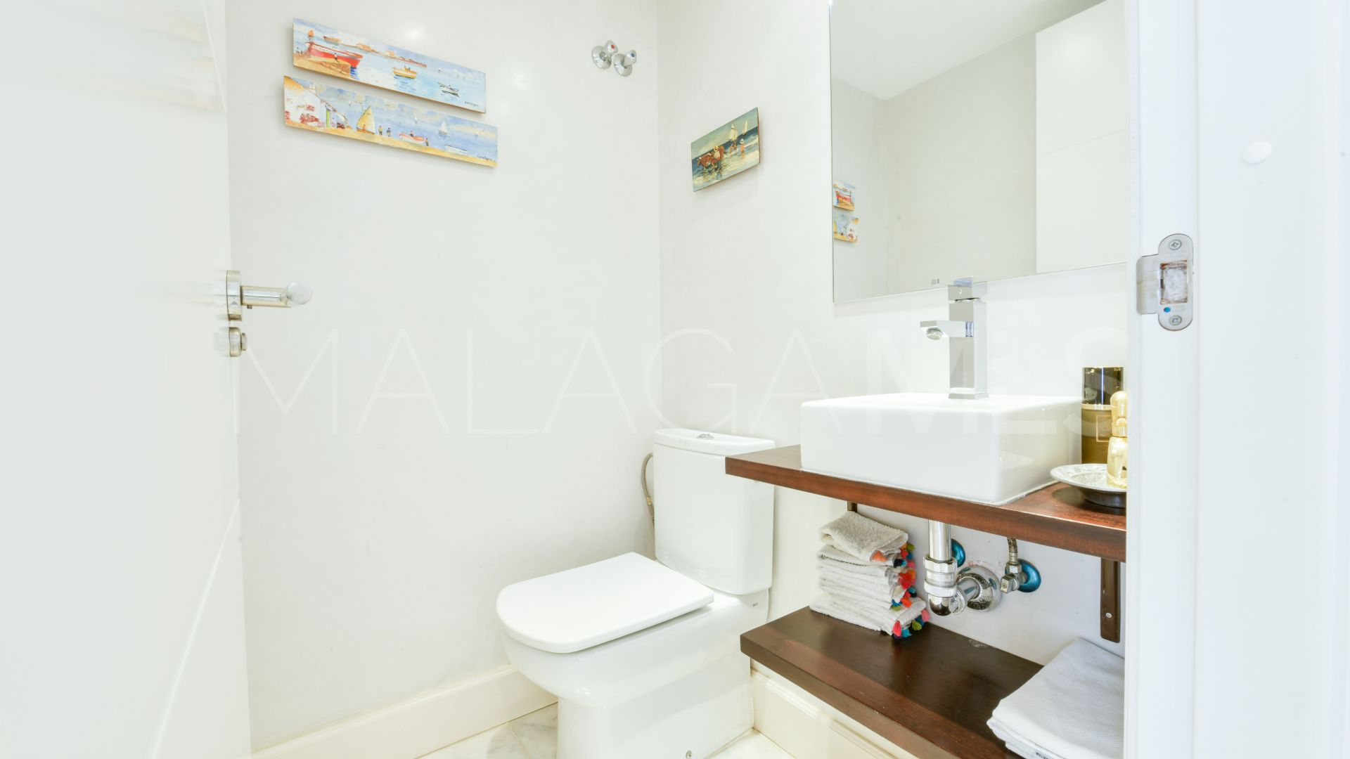 Town house for sale in Marbellamar