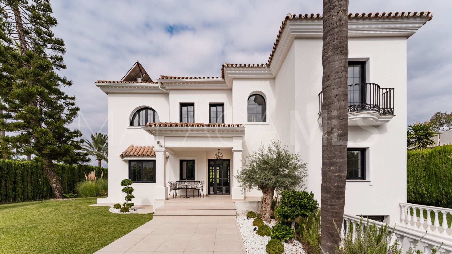 Villa for sale with 6 bedrooms in Monte Biarritz