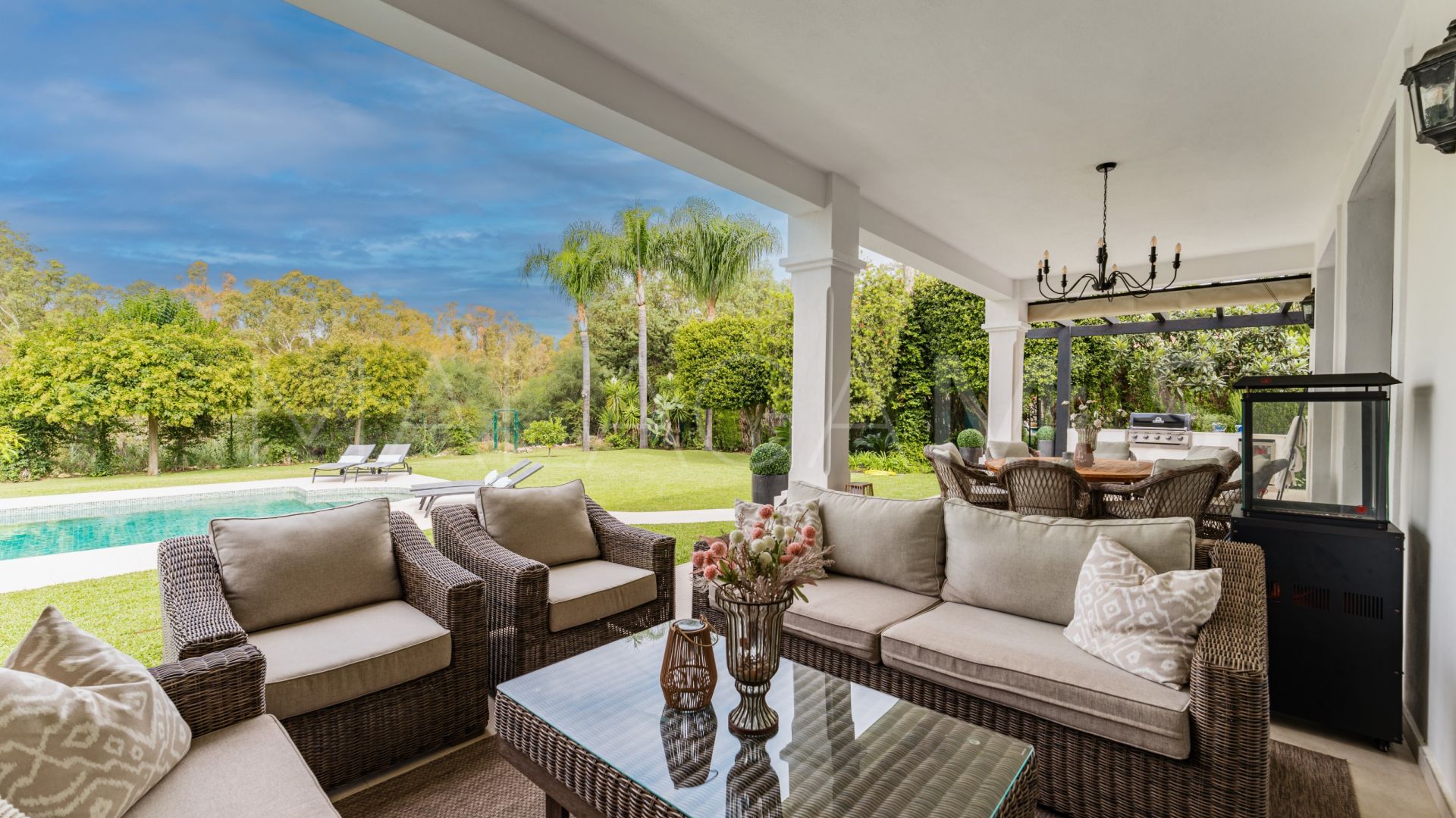 Villa for sale with 6 bedrooms in Monte Biarritz